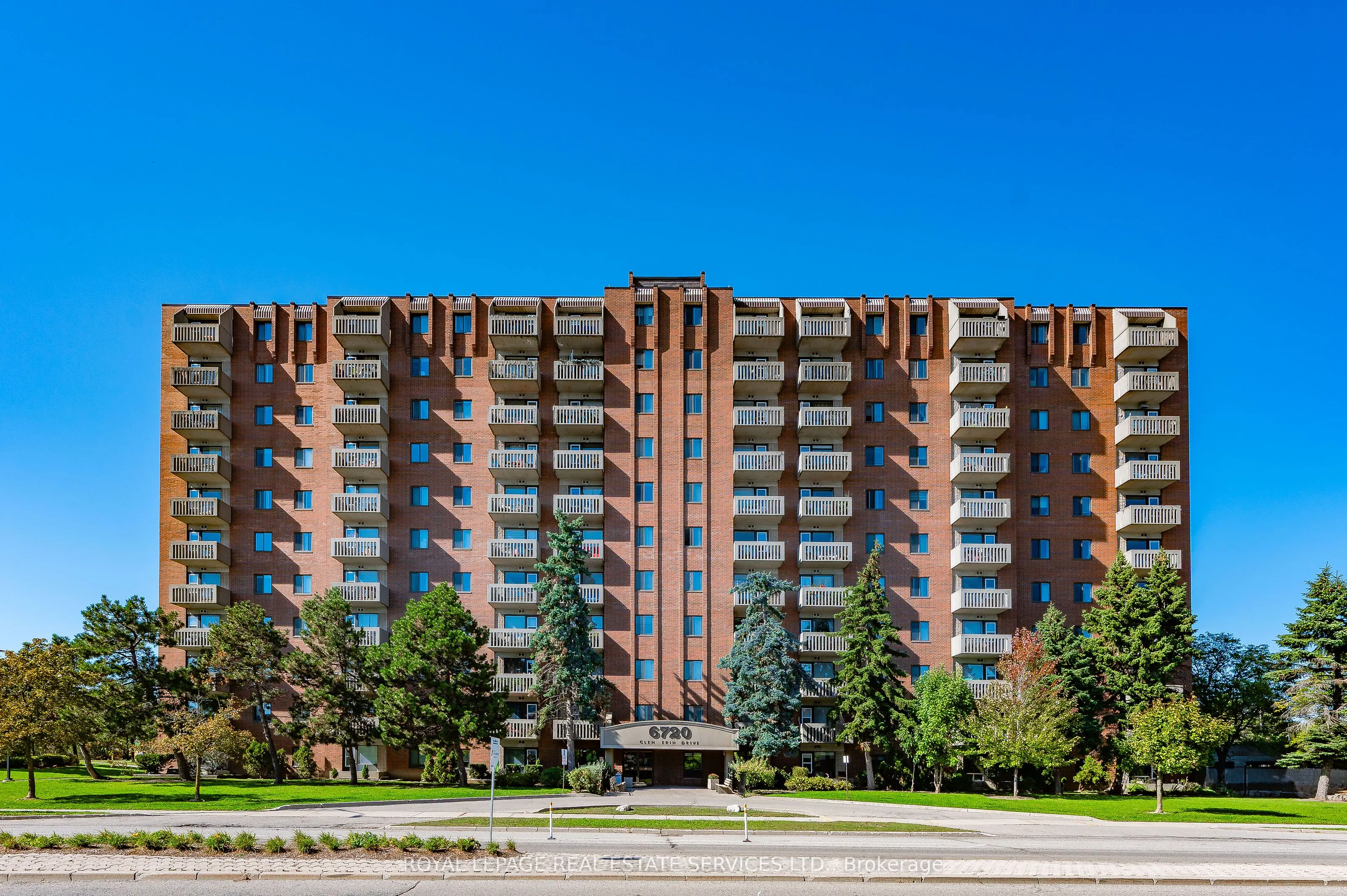6720 Glen Erin Drive #904