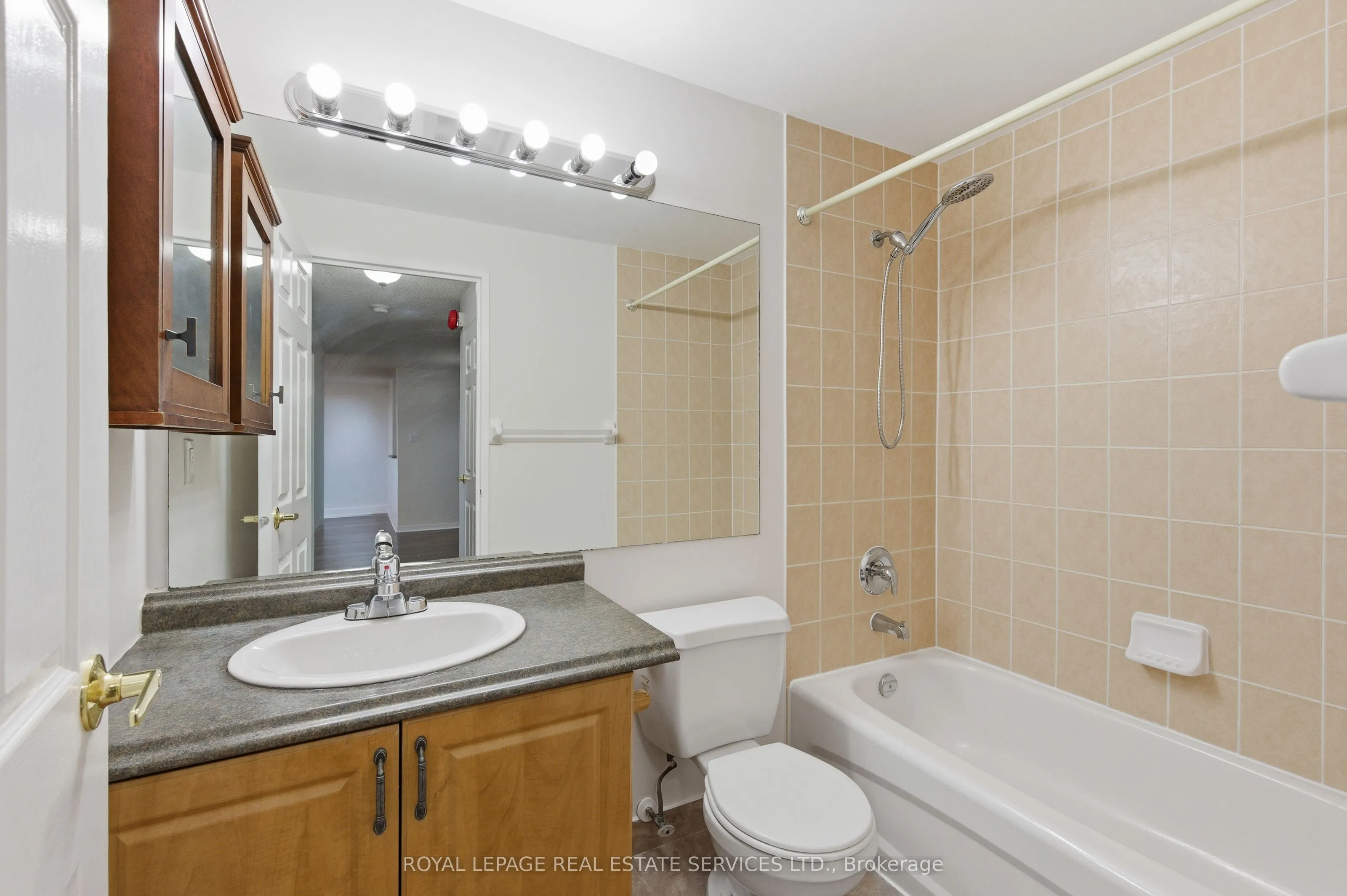 6720 Glen Erin Drive #904