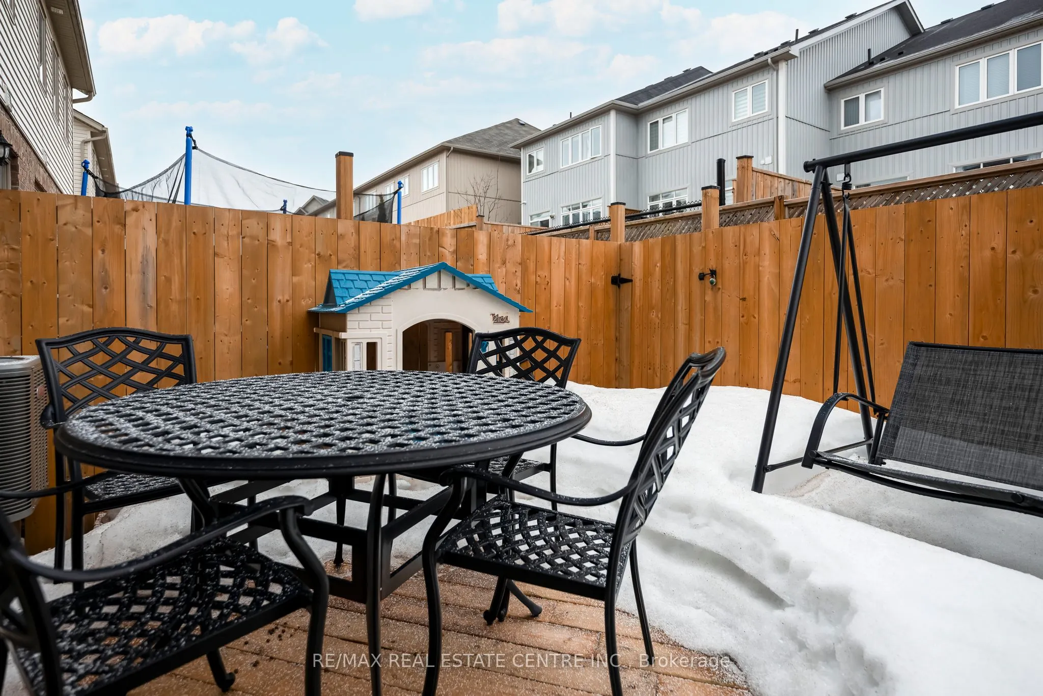 124 Parkinson Crescent #67