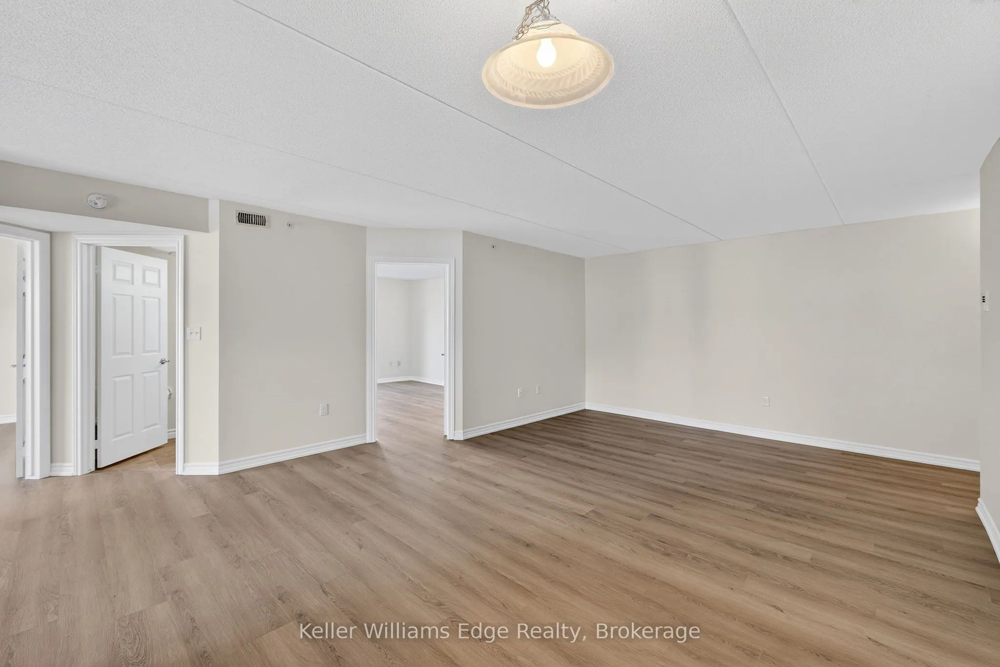 1350 Main Street E #301