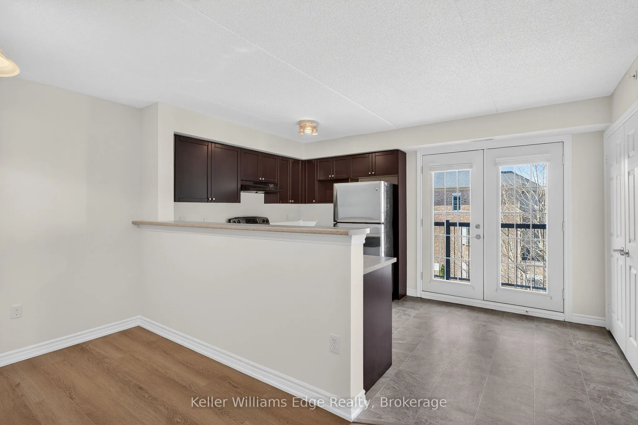 1350 Main Street E #301