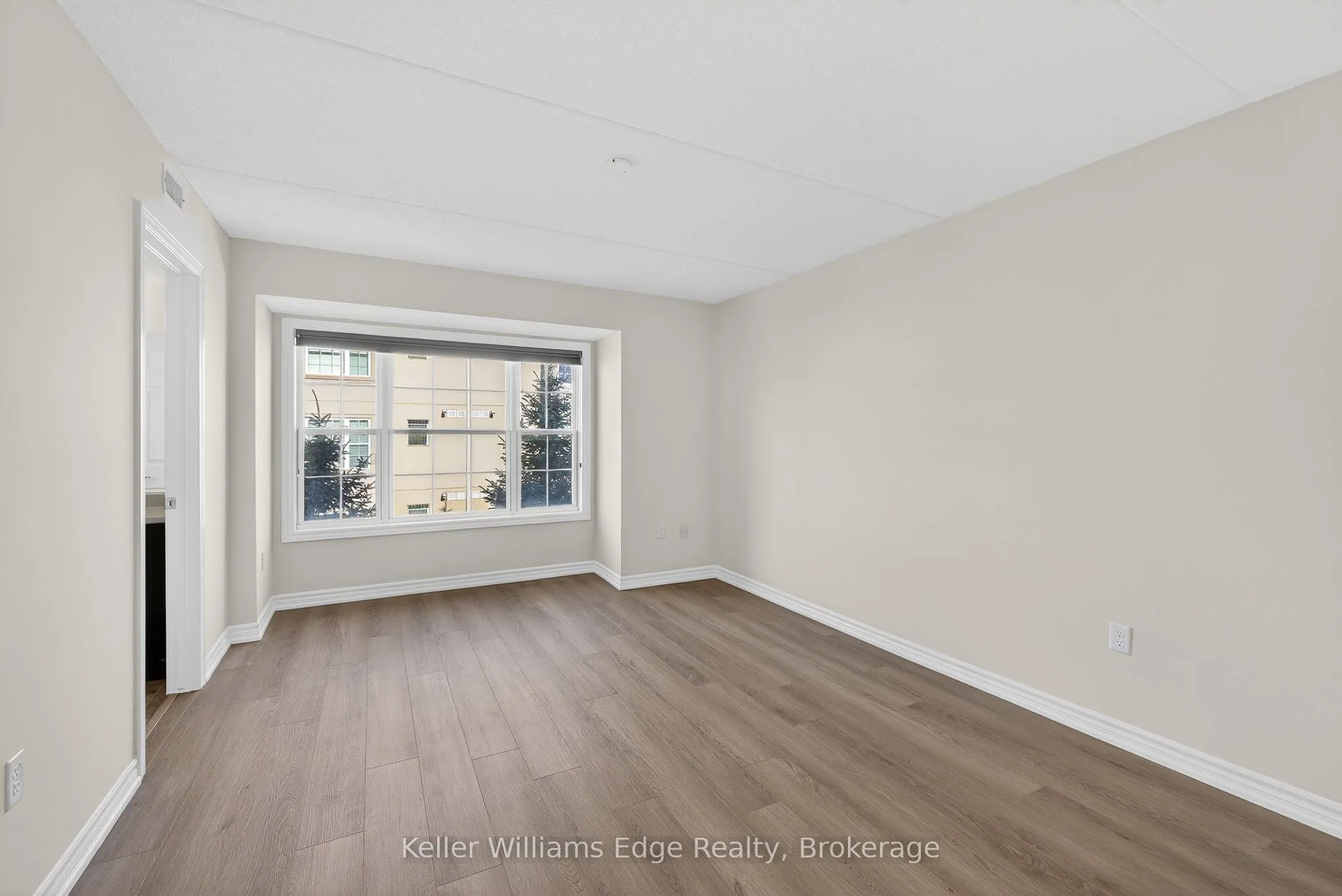 1350 Main Street E #301