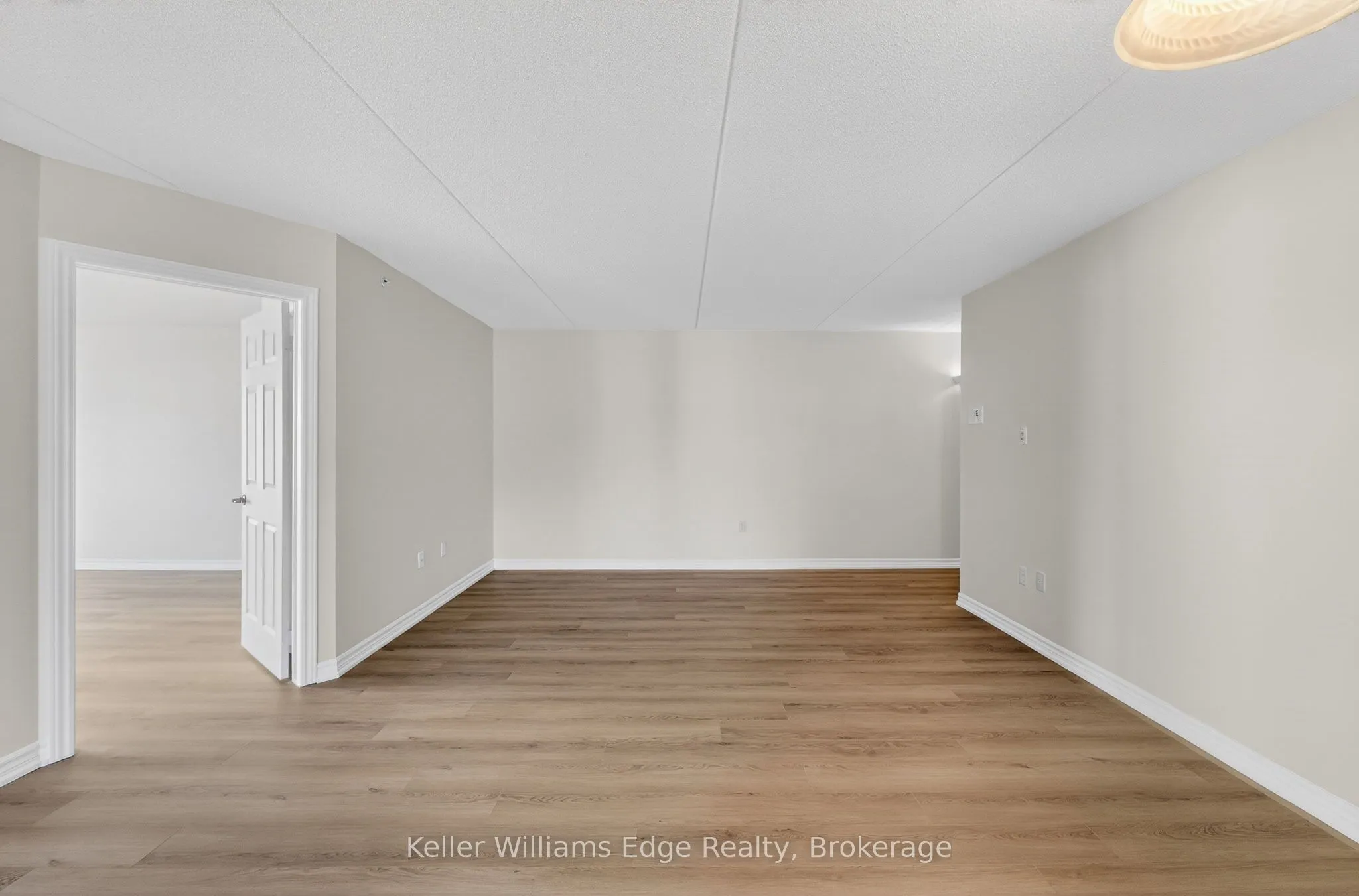 1350 Main Street E #301