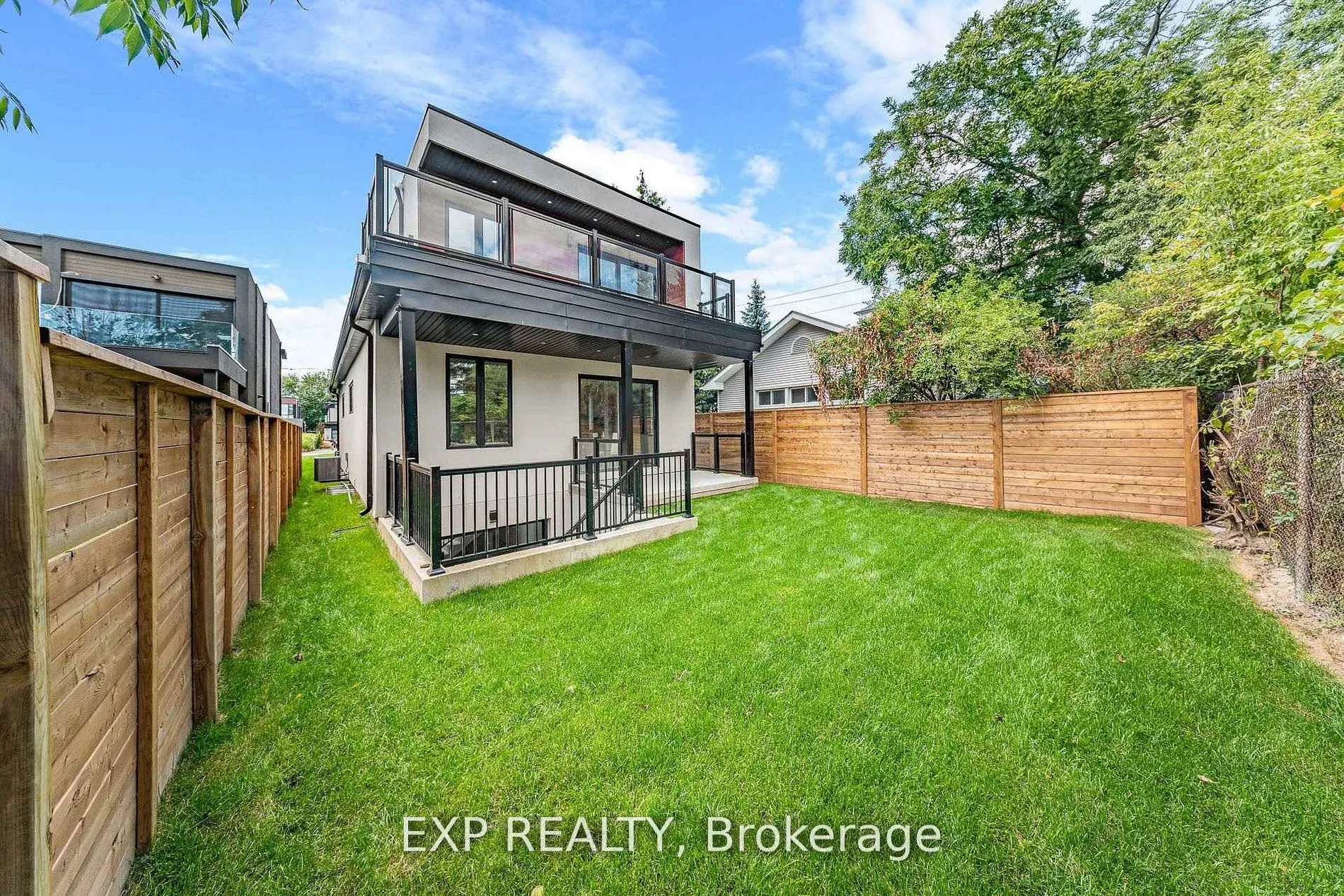 768 Montbeck Crescent