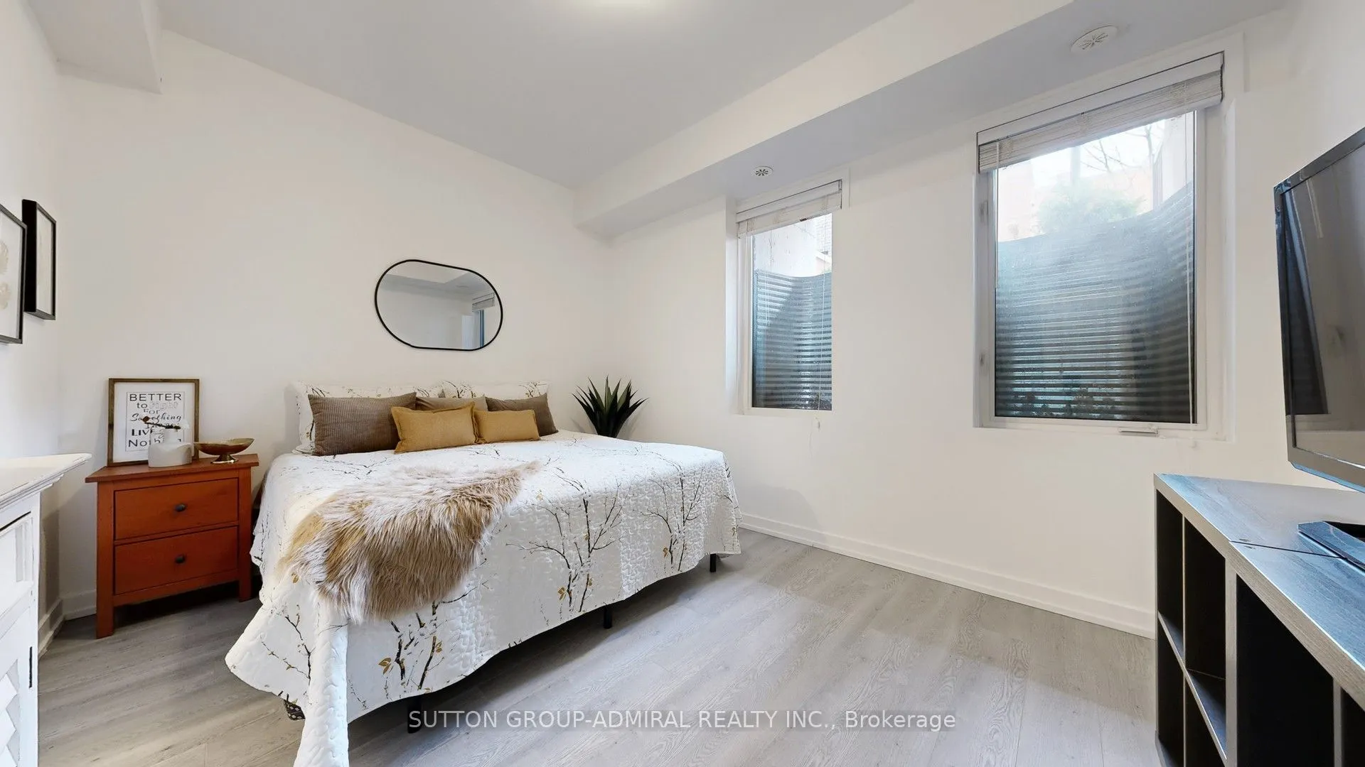867 Wilson Avenue #1B
