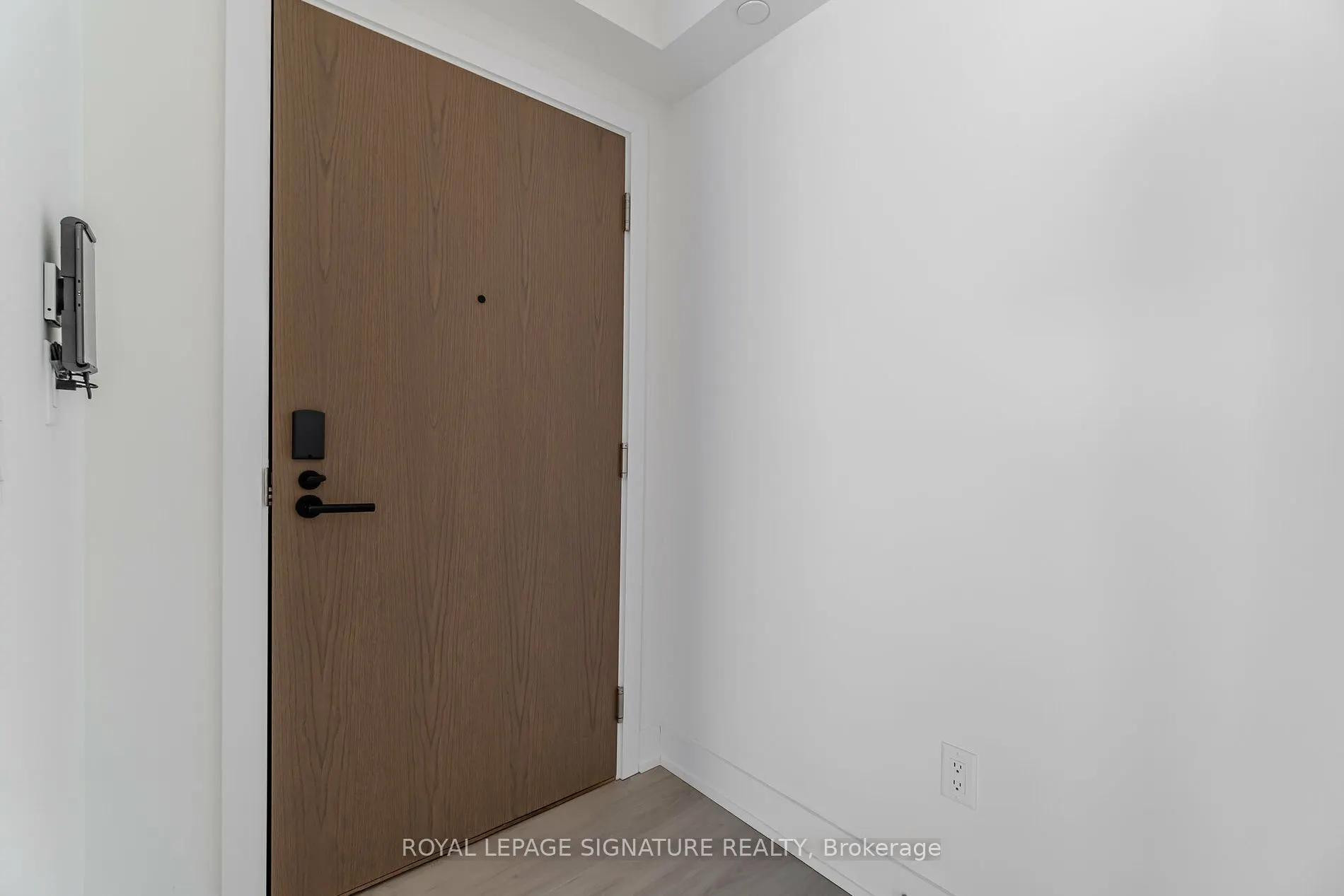 10 Eva Road #2701