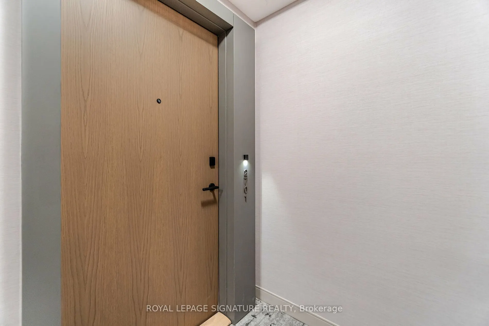 10 Eva Road #2701