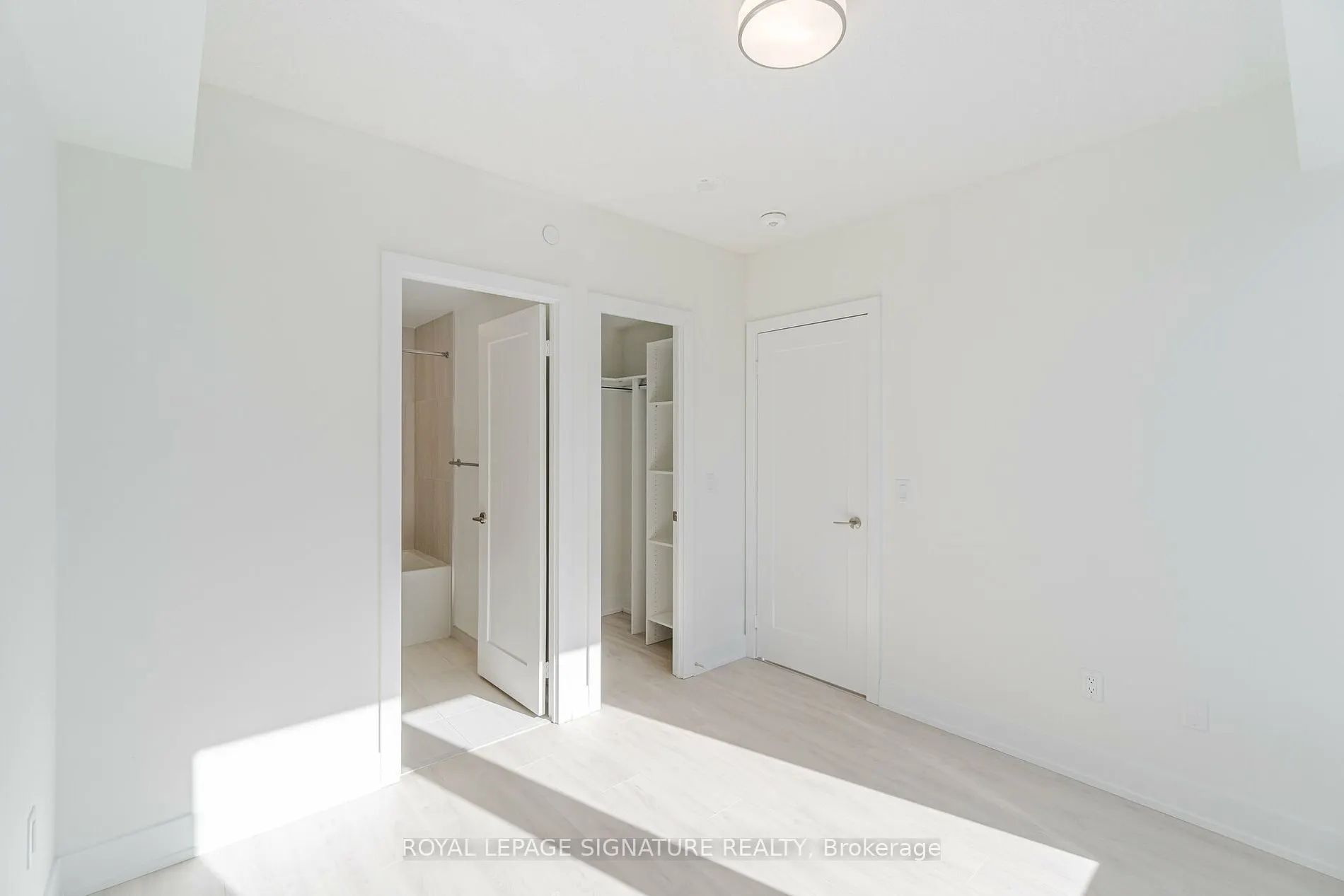10 Eva Road #2701