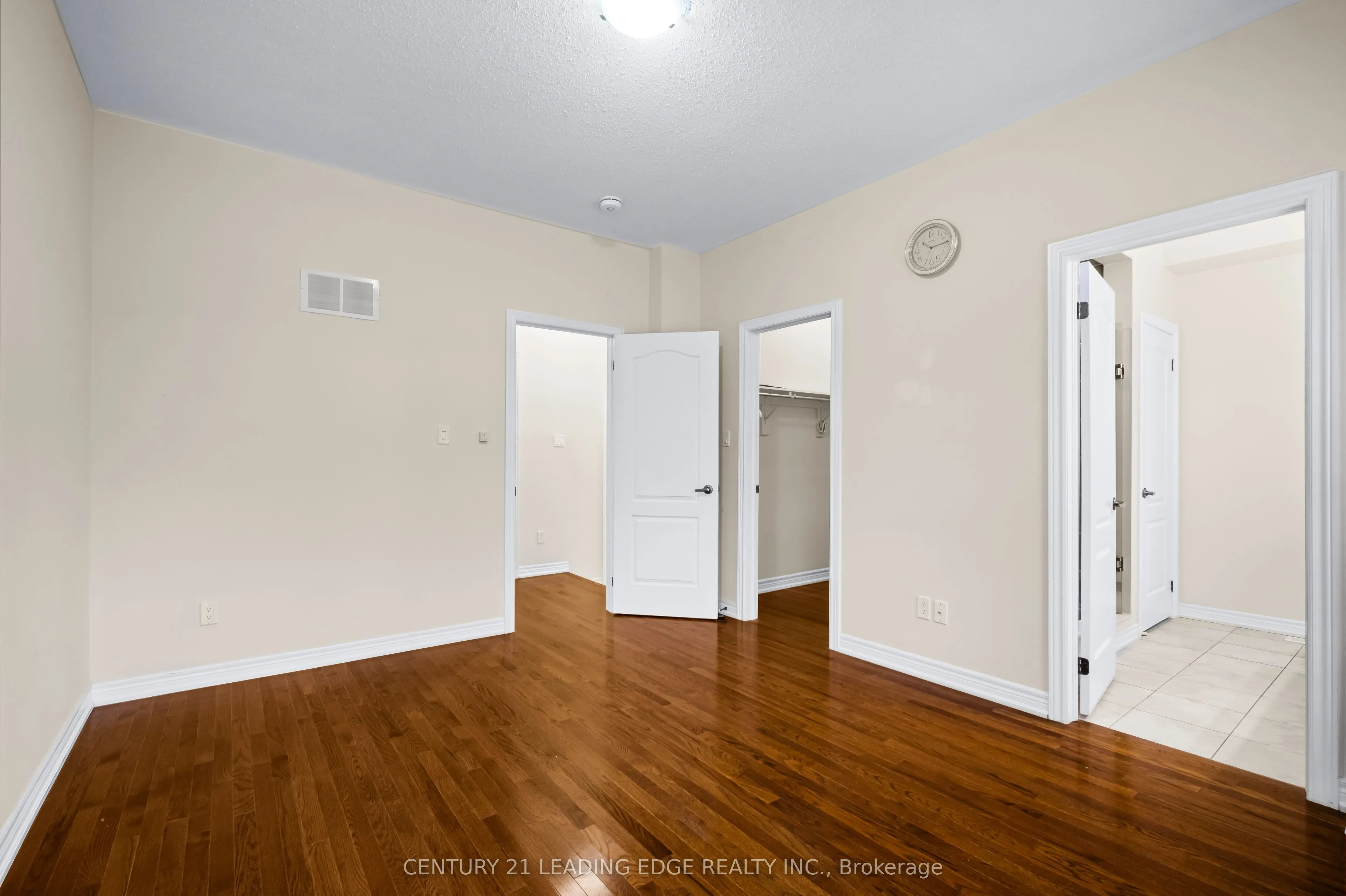 35 Lobelia Street #4