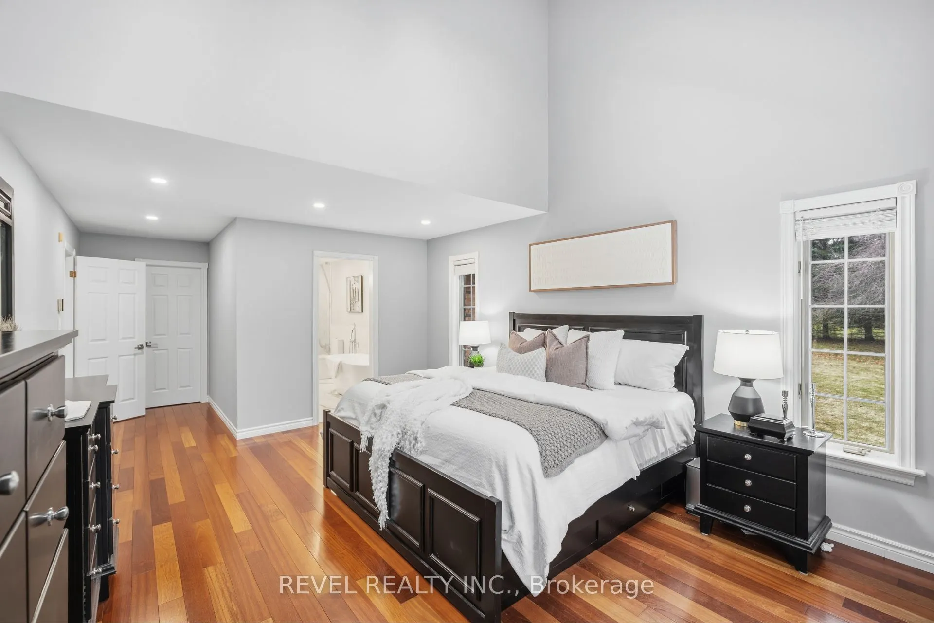 2255 Mohawk Trail