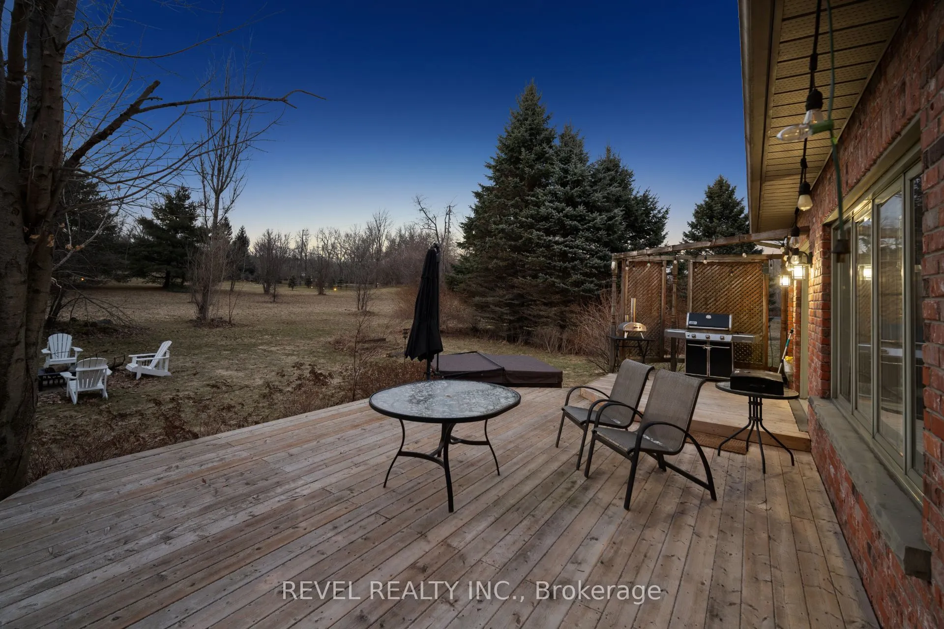 2255 Mohawk Trail
