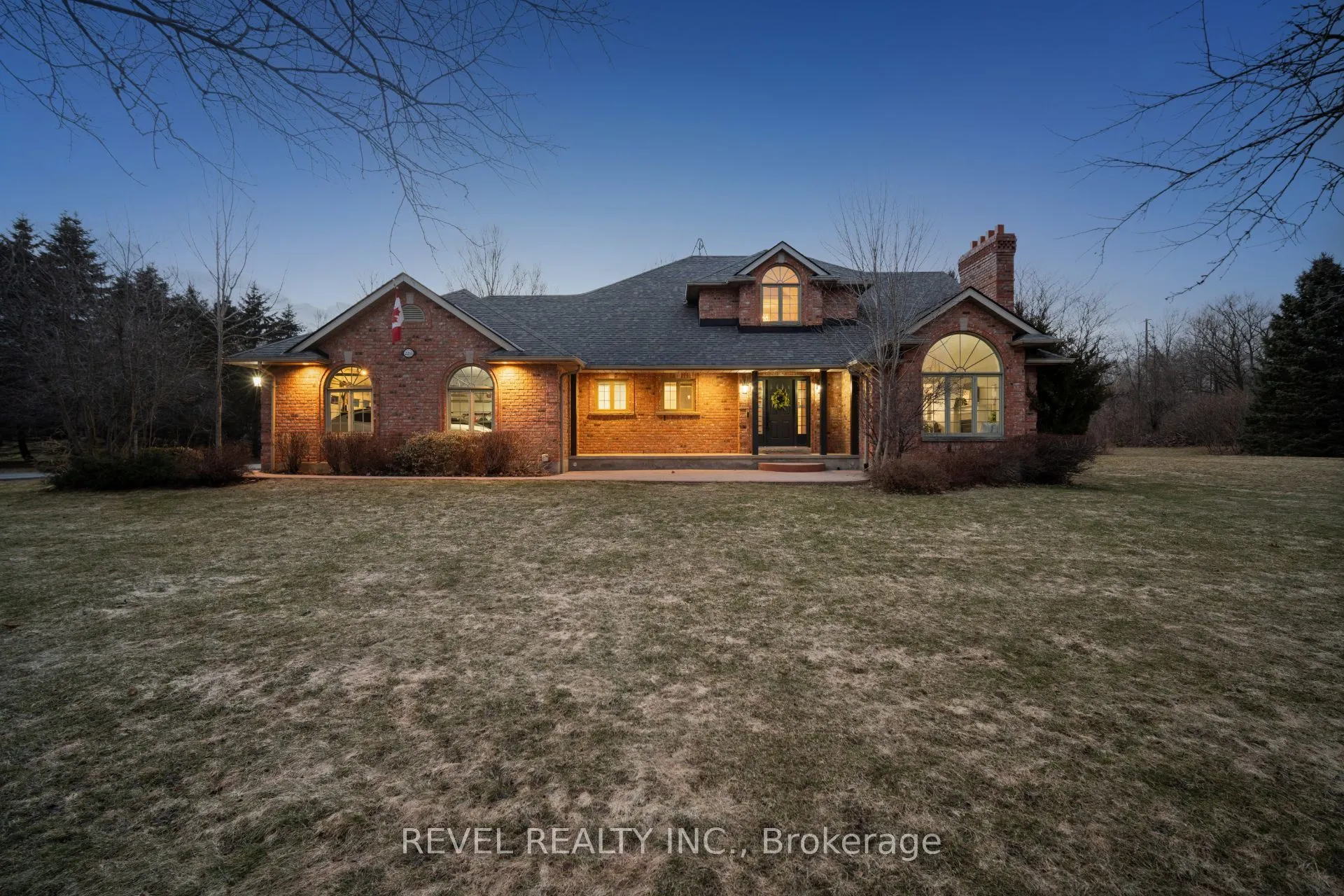 2255 Mohawk Trail