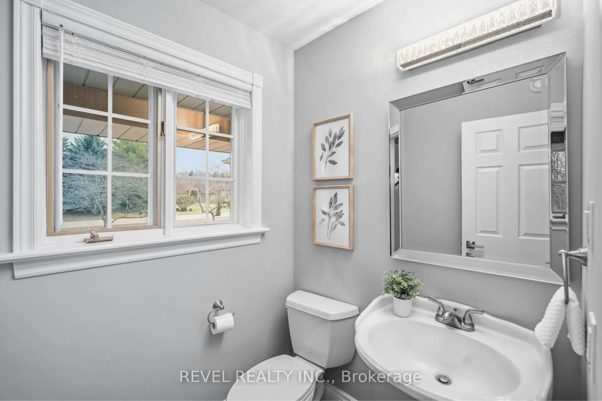 2255 Mohawk Trail