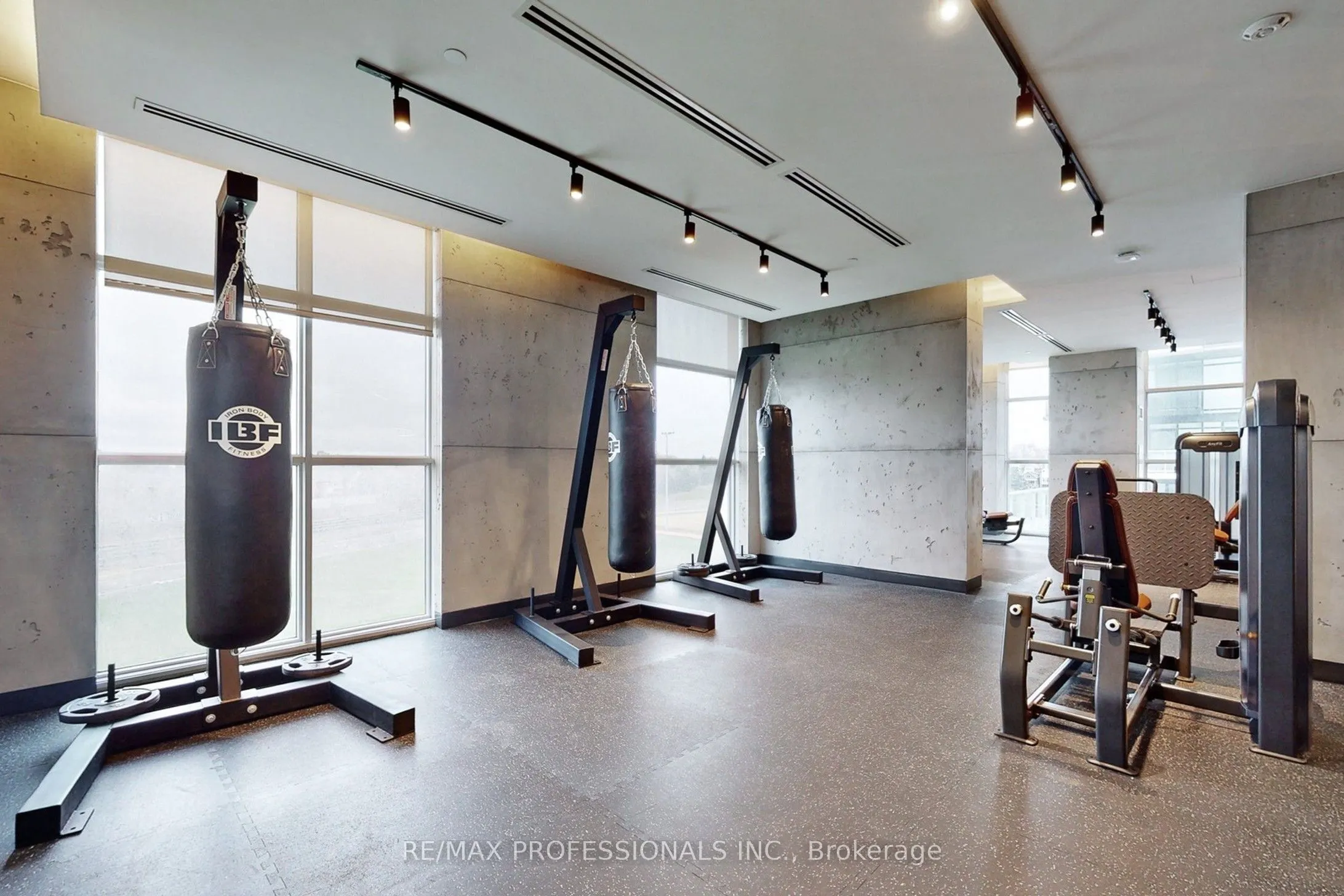 251 Manitoba Street #504