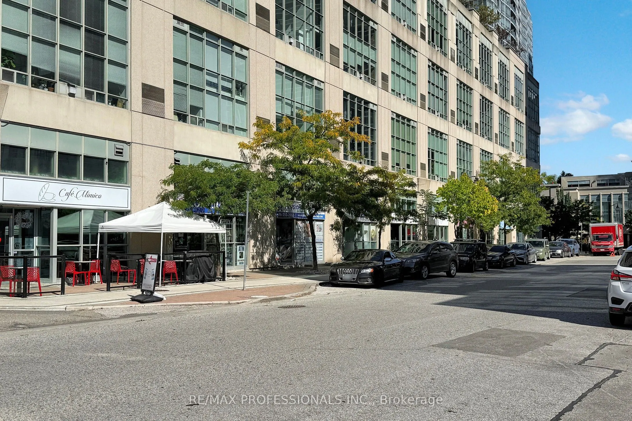 251 Manitoba Street #504
