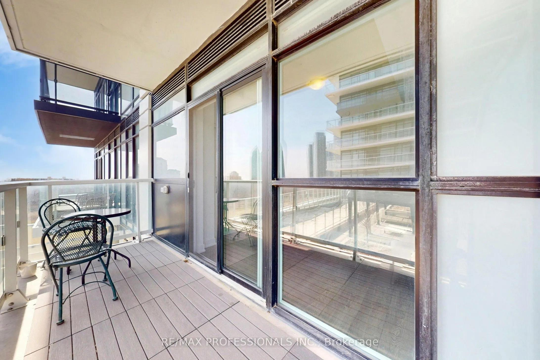 251 Manitoba Street #504