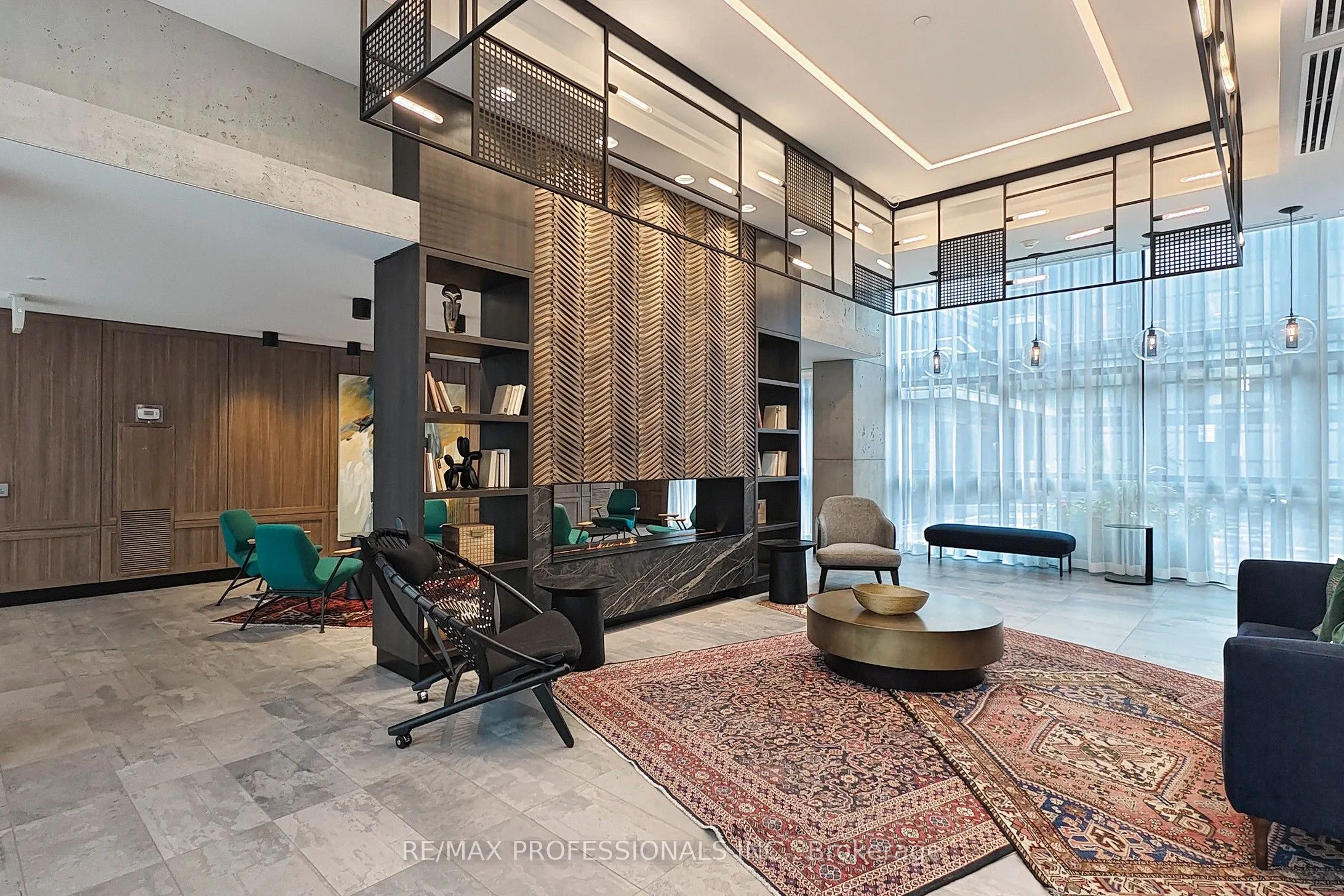 251 Manitoba Street #504