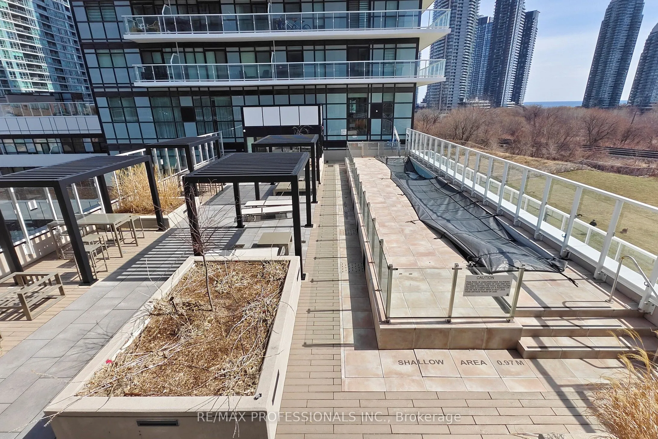 251 Manitoba Street #504