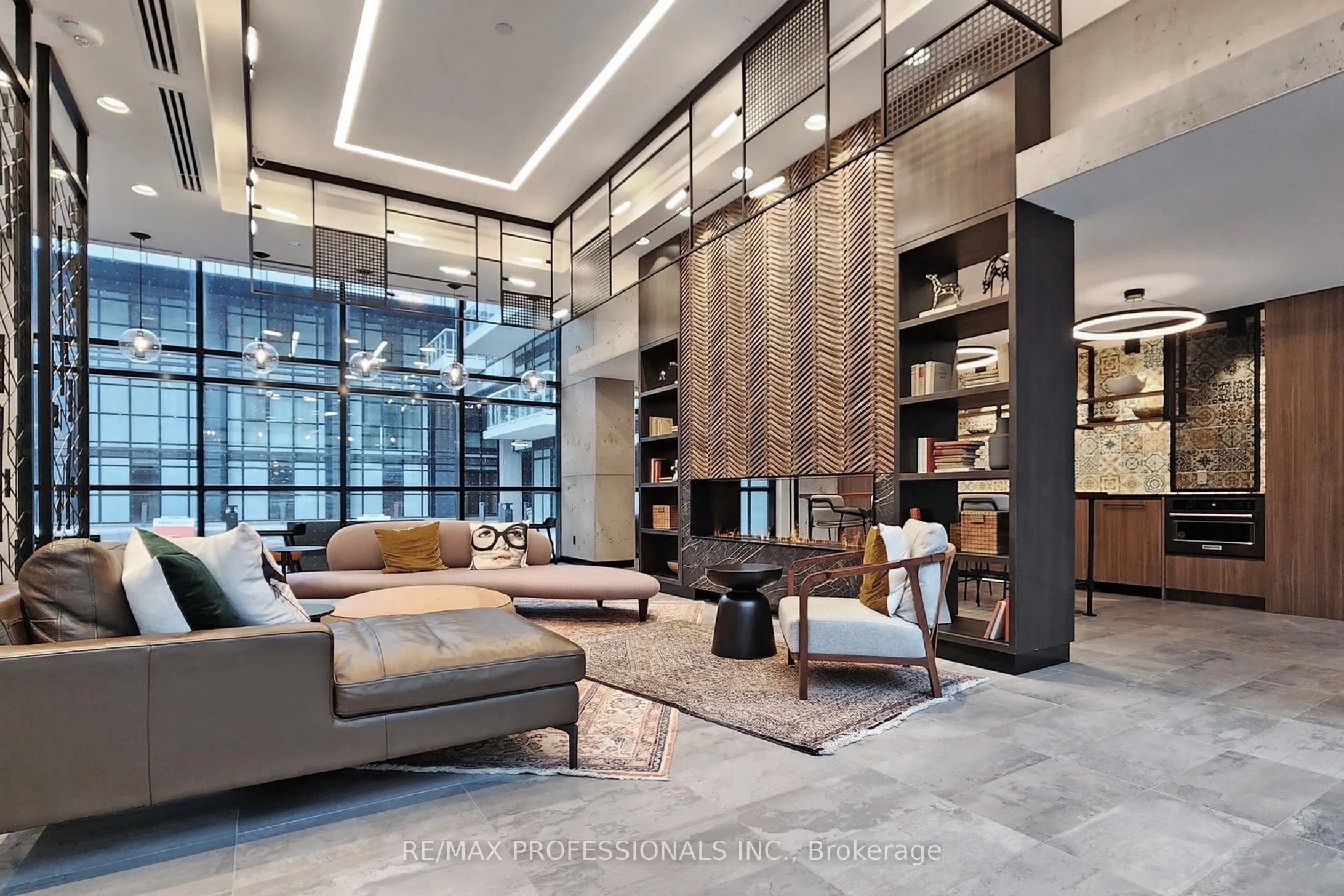 251 Manitoba Street #504