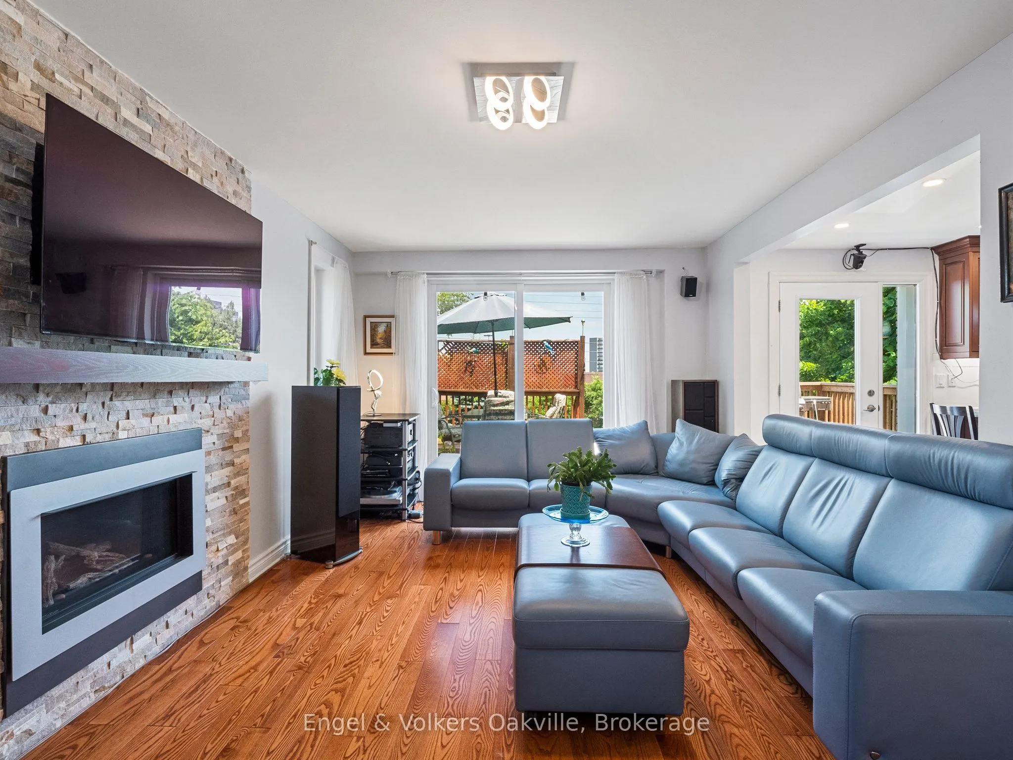 2215 Springfield Court, (MLS® #: W12924118) - See this detached house ...