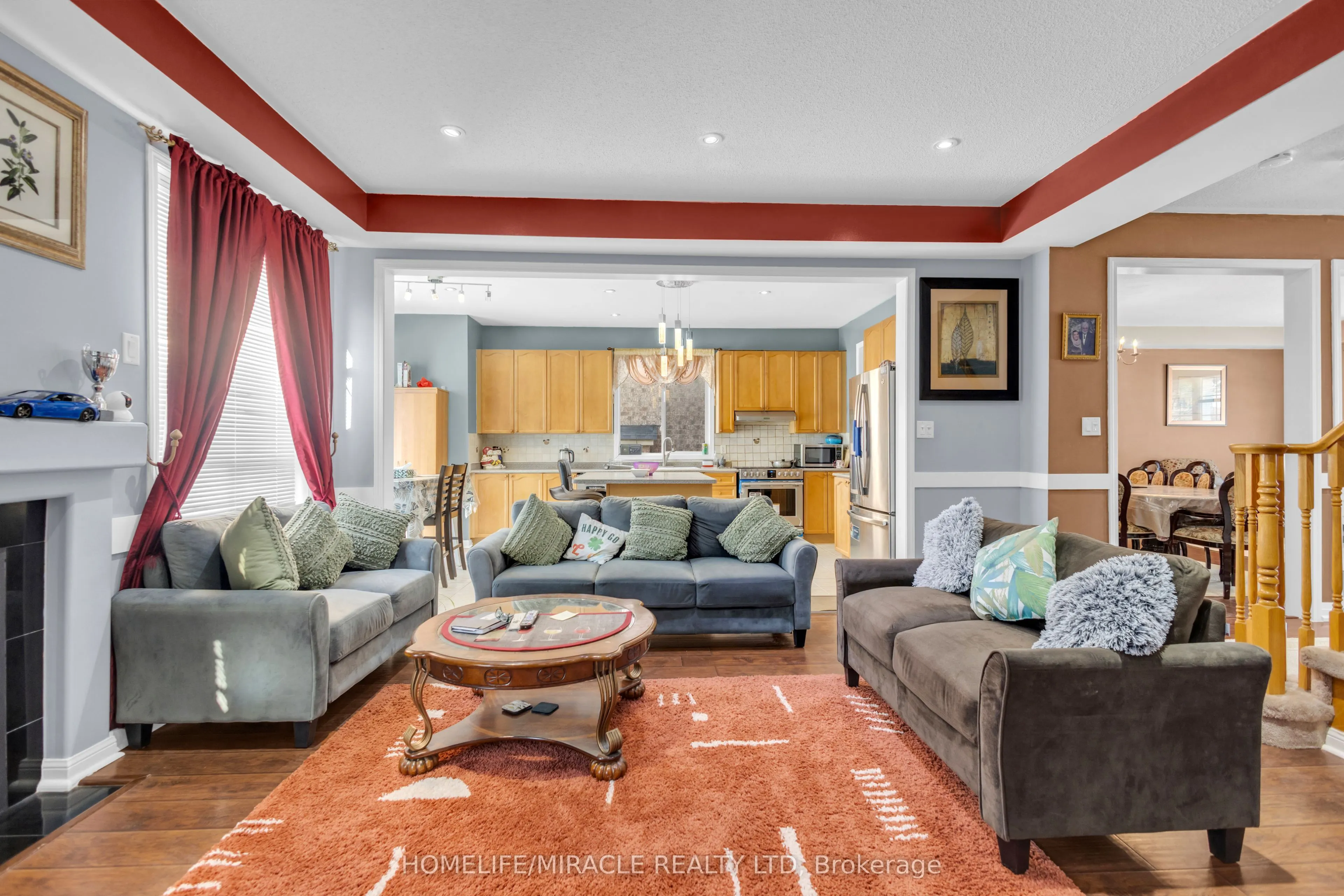 28 Latania Boulevard
