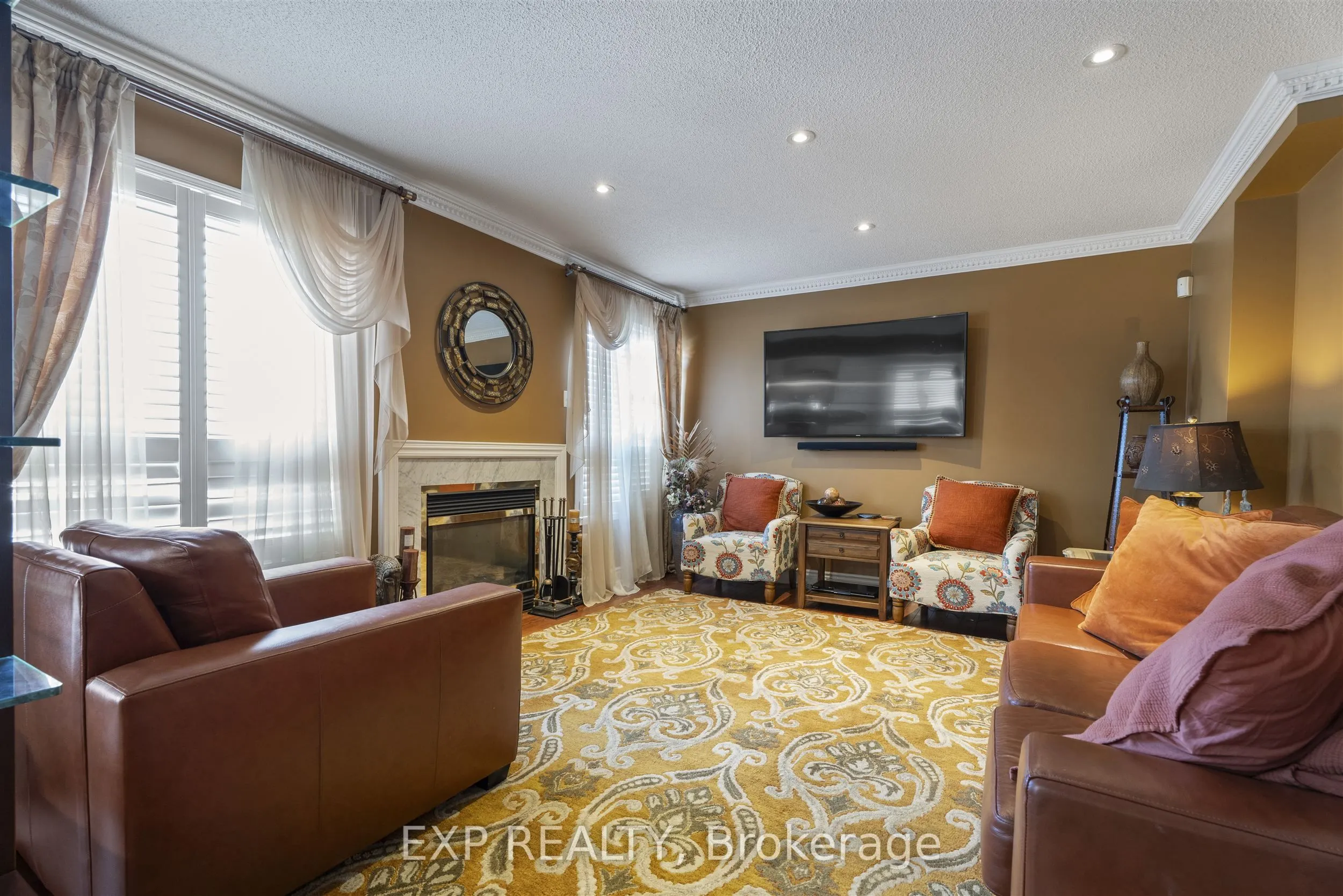 76 Hiberton Crescent