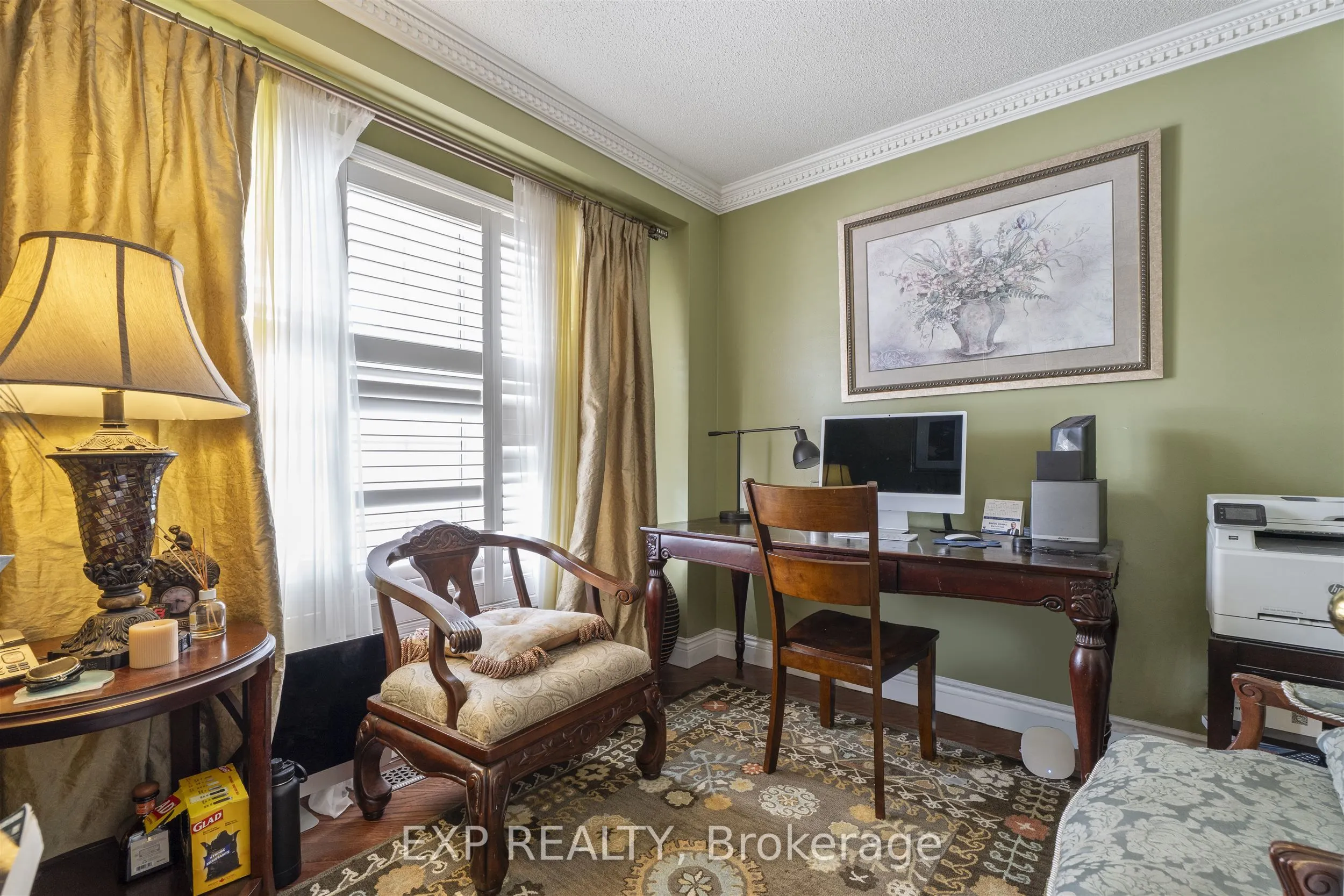 76 Hiberton Crescent