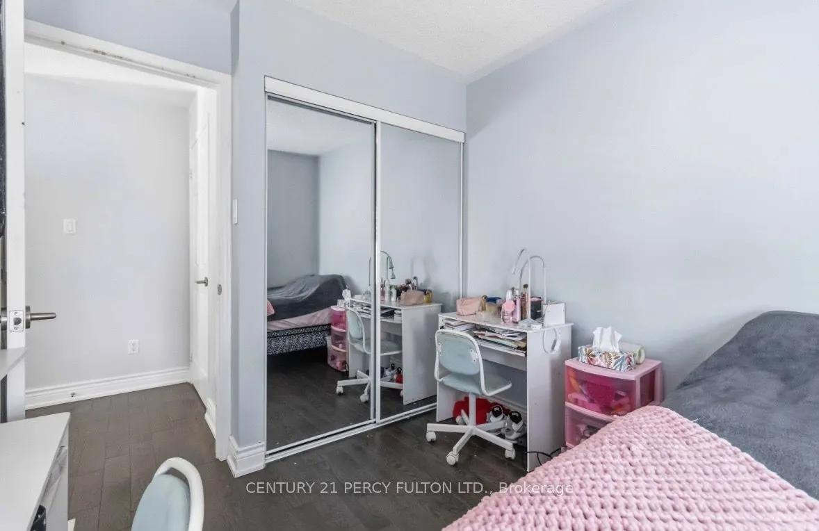 3050 Erin Centre Boulevard #67