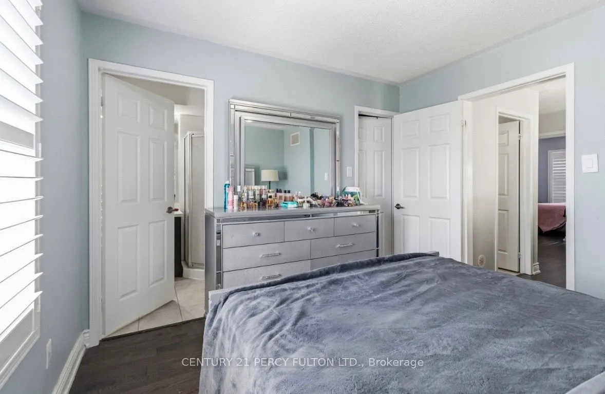 3050 Erin Centre Boulevard #67