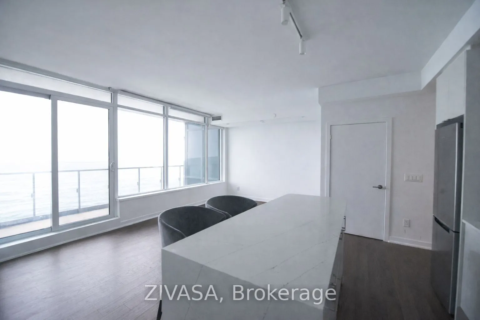 1928 Lakeshore Boulevard W #2607