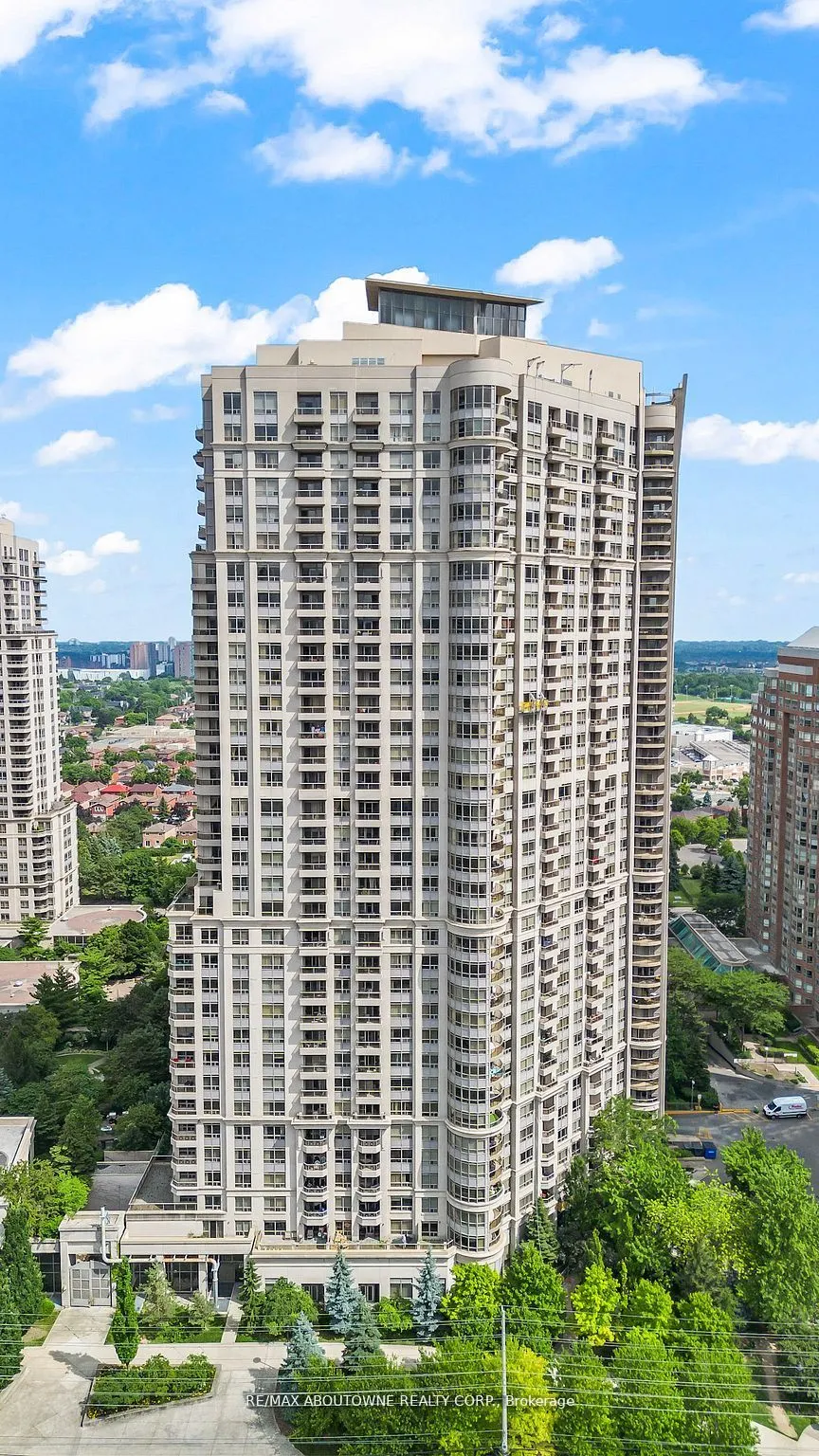 310 Burnhamthorpe Road W #401