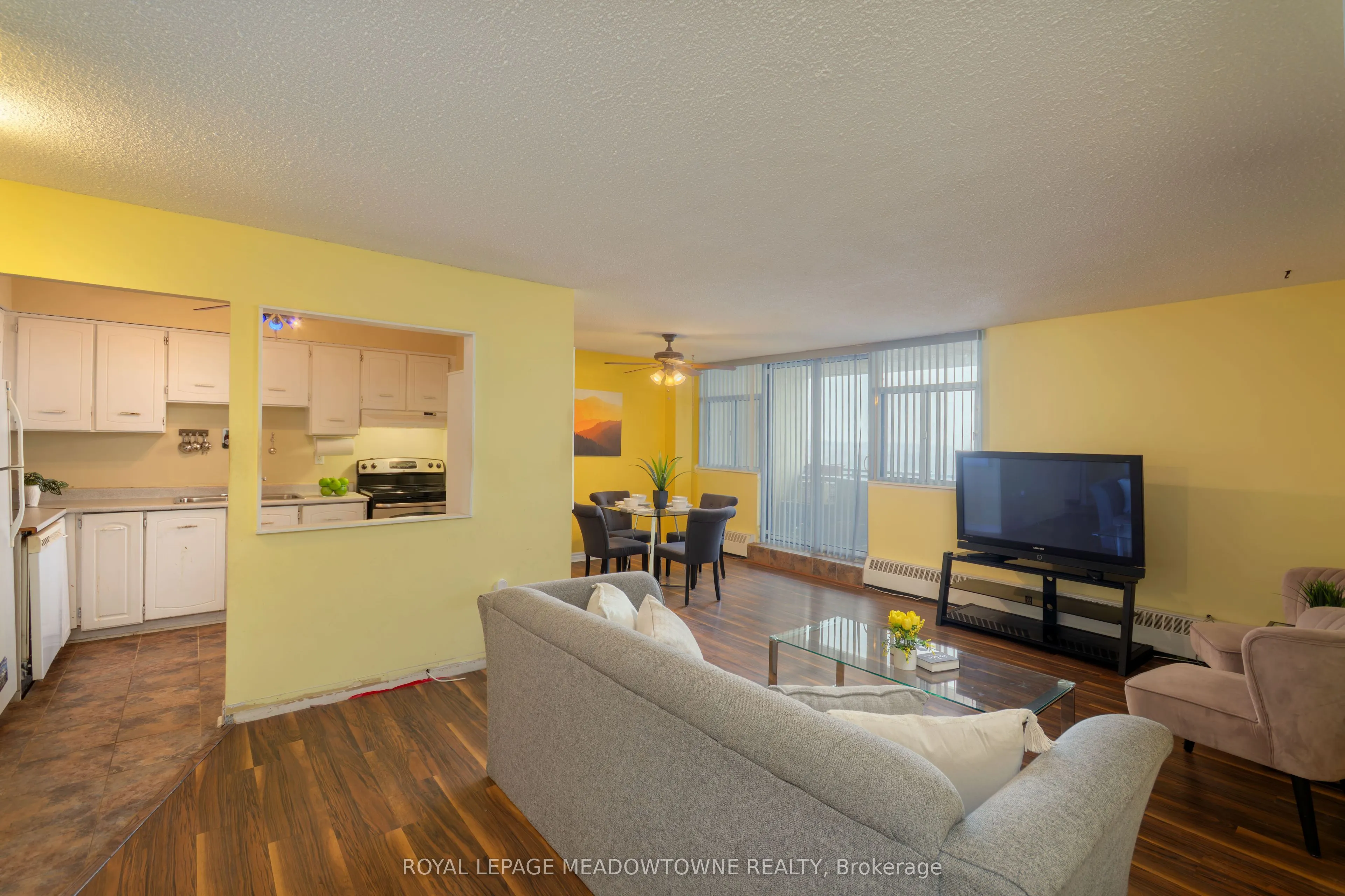 2301 Derry Road W ##806