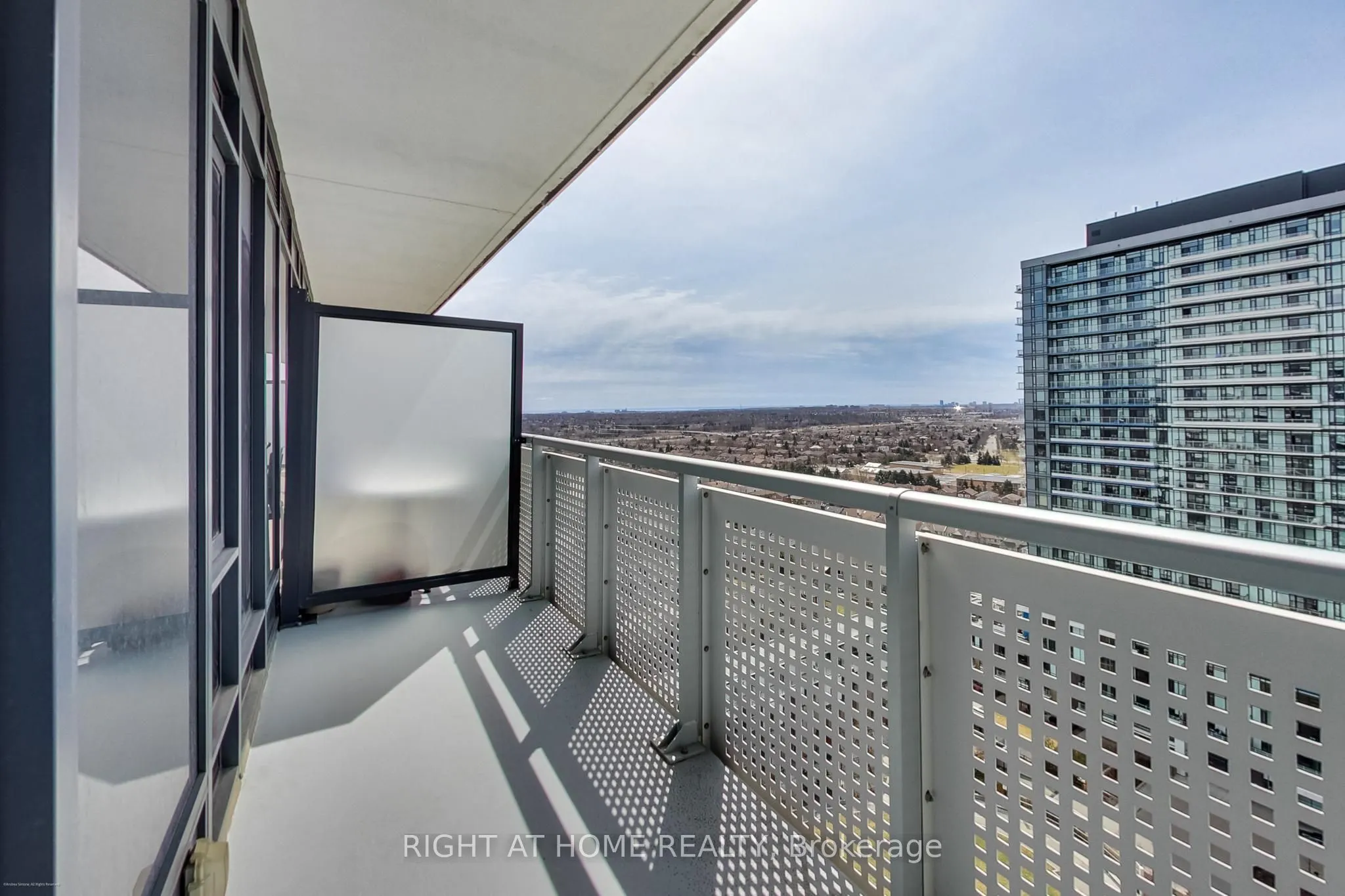 2520 Eglinton Avenue W #1602