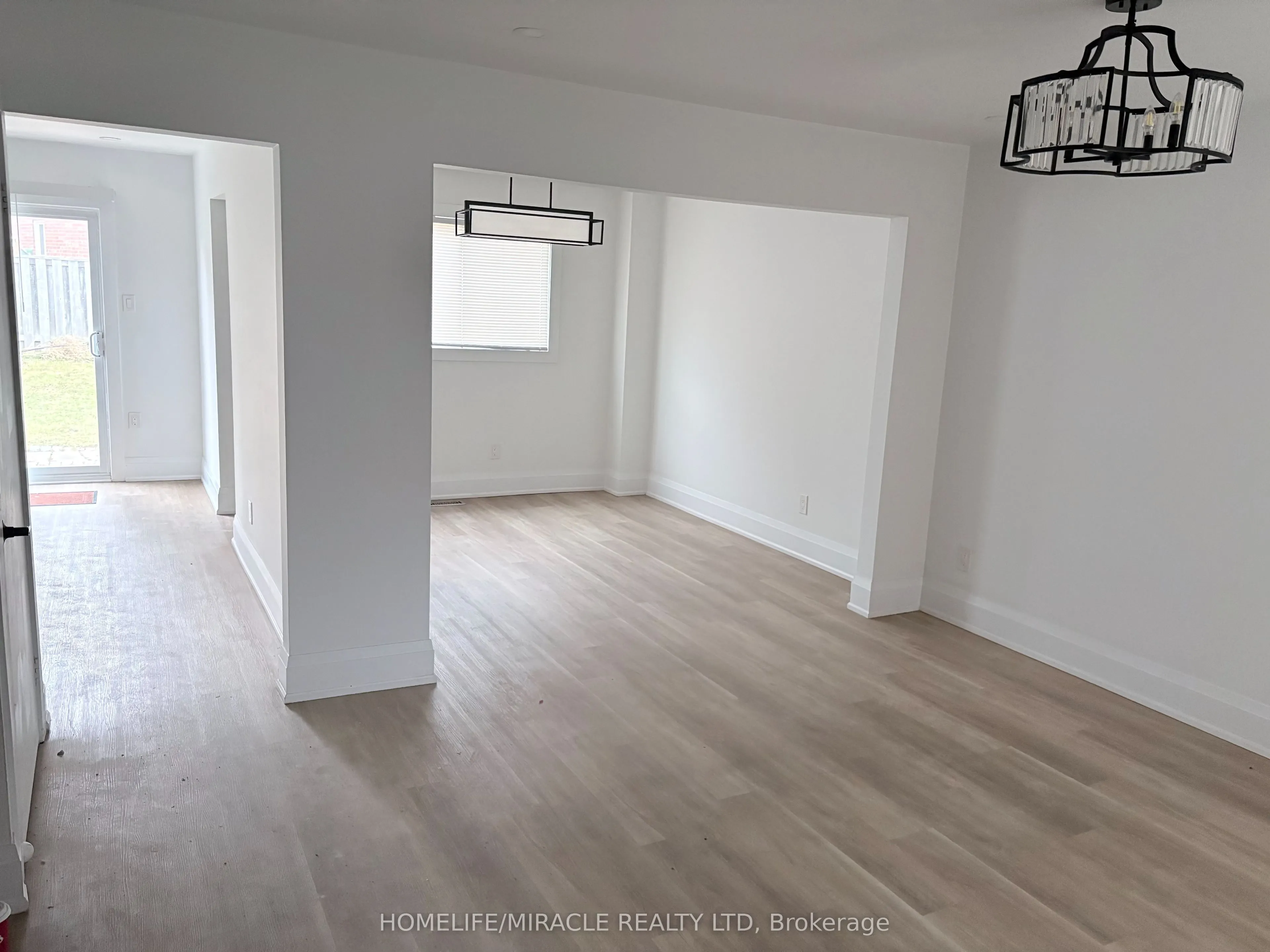 21 Ecclestone Drive