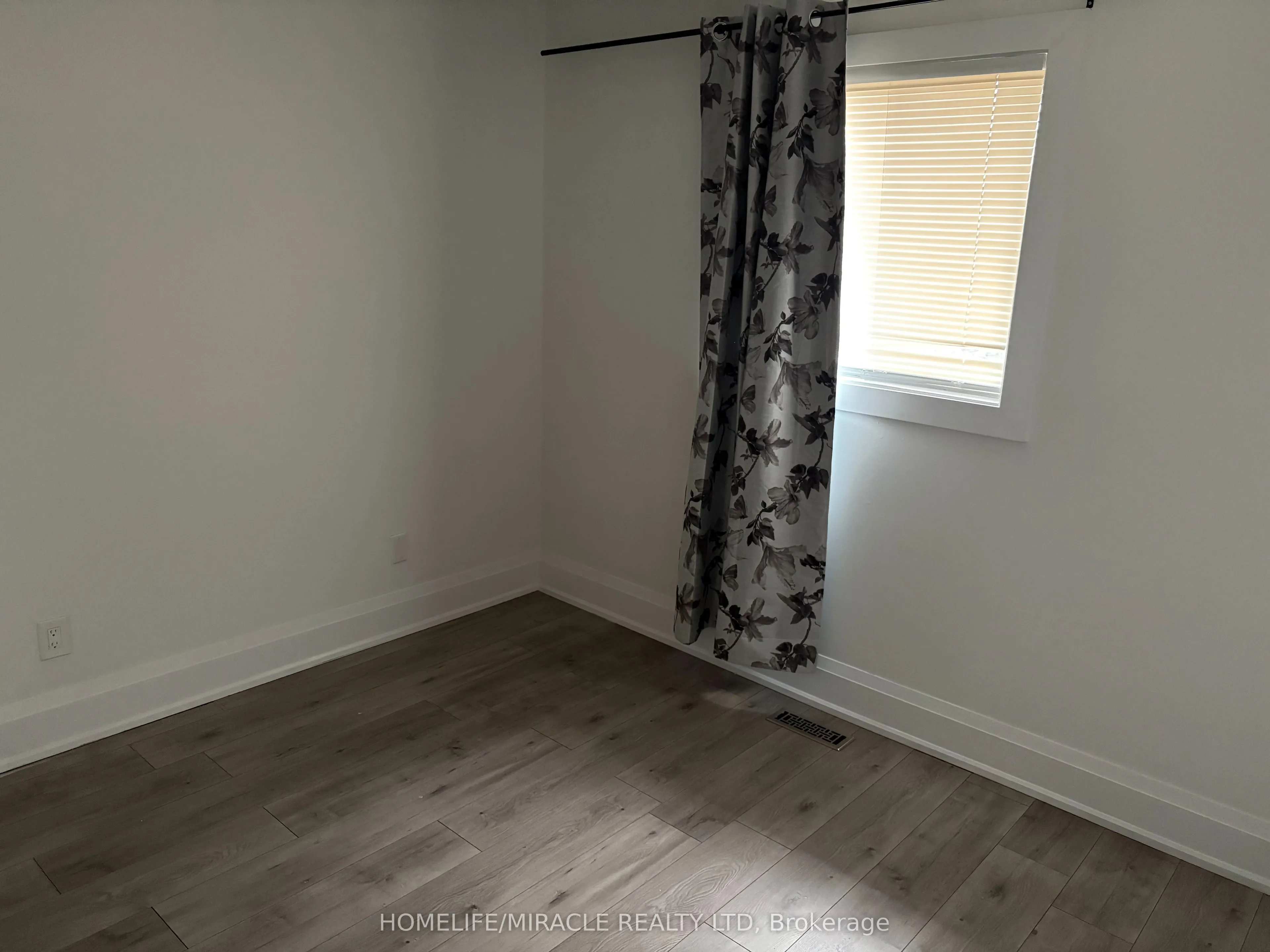 21 Ecclestone Drive