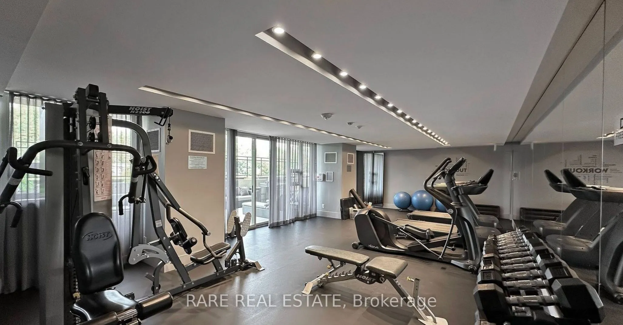 1638 Bloor Street W #607