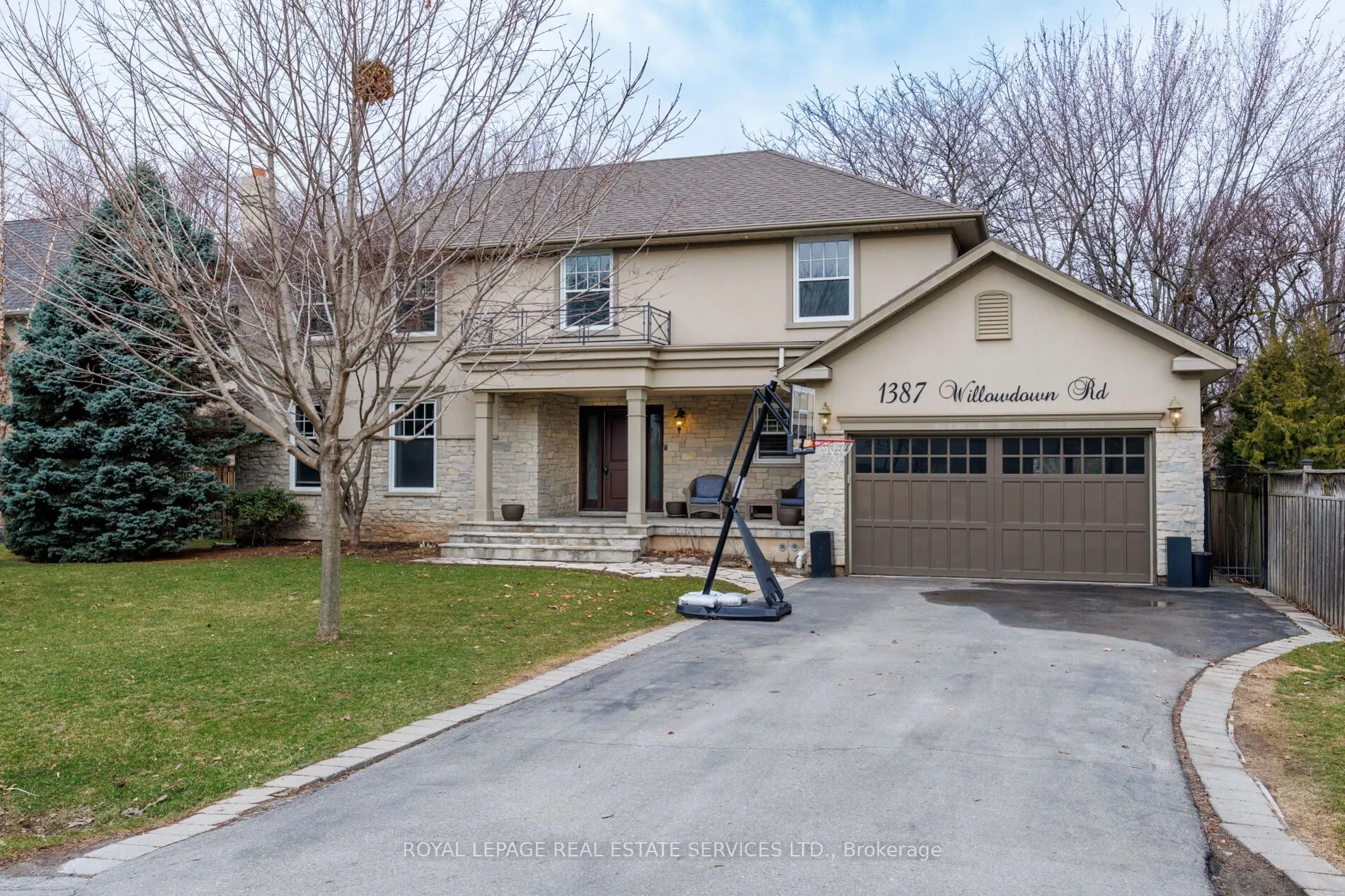 1387 Willowdown Road