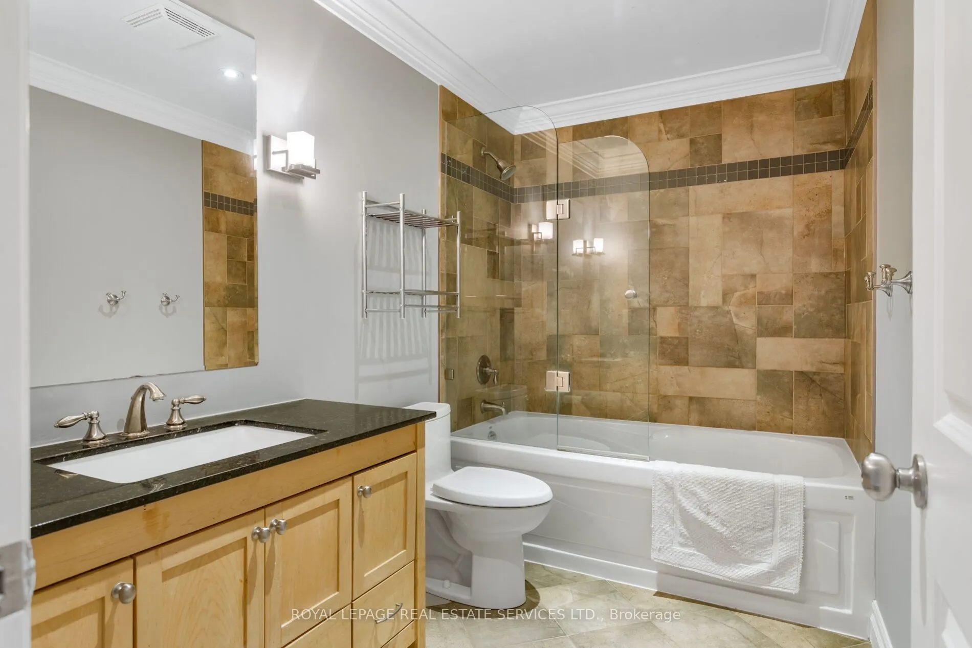 1387 Willowdown Road