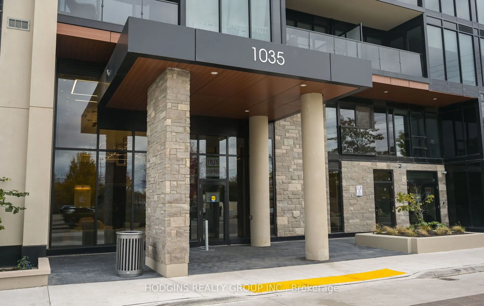 1035 Southdown Road #106