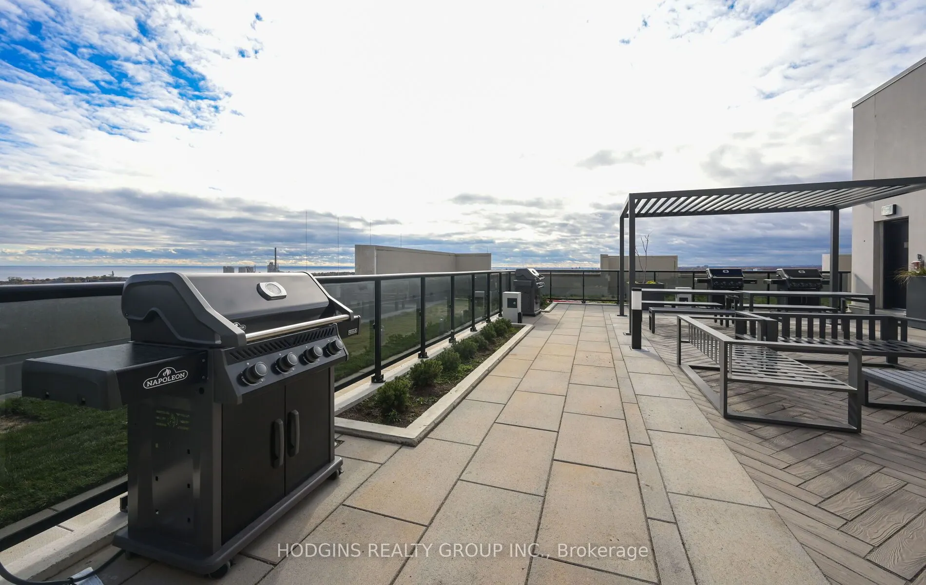 1035 Southdown Road #106