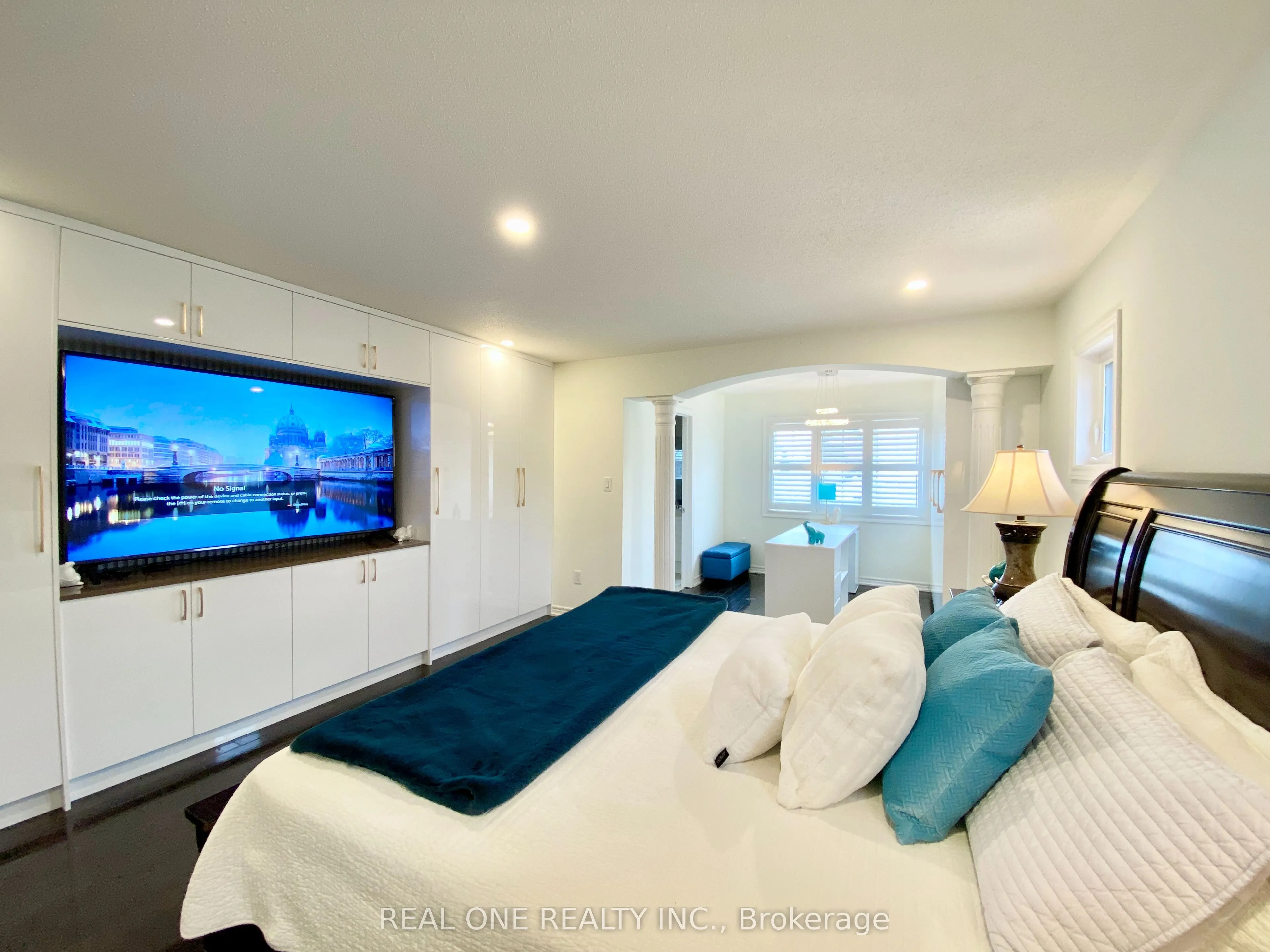238 Nautical Boulevard