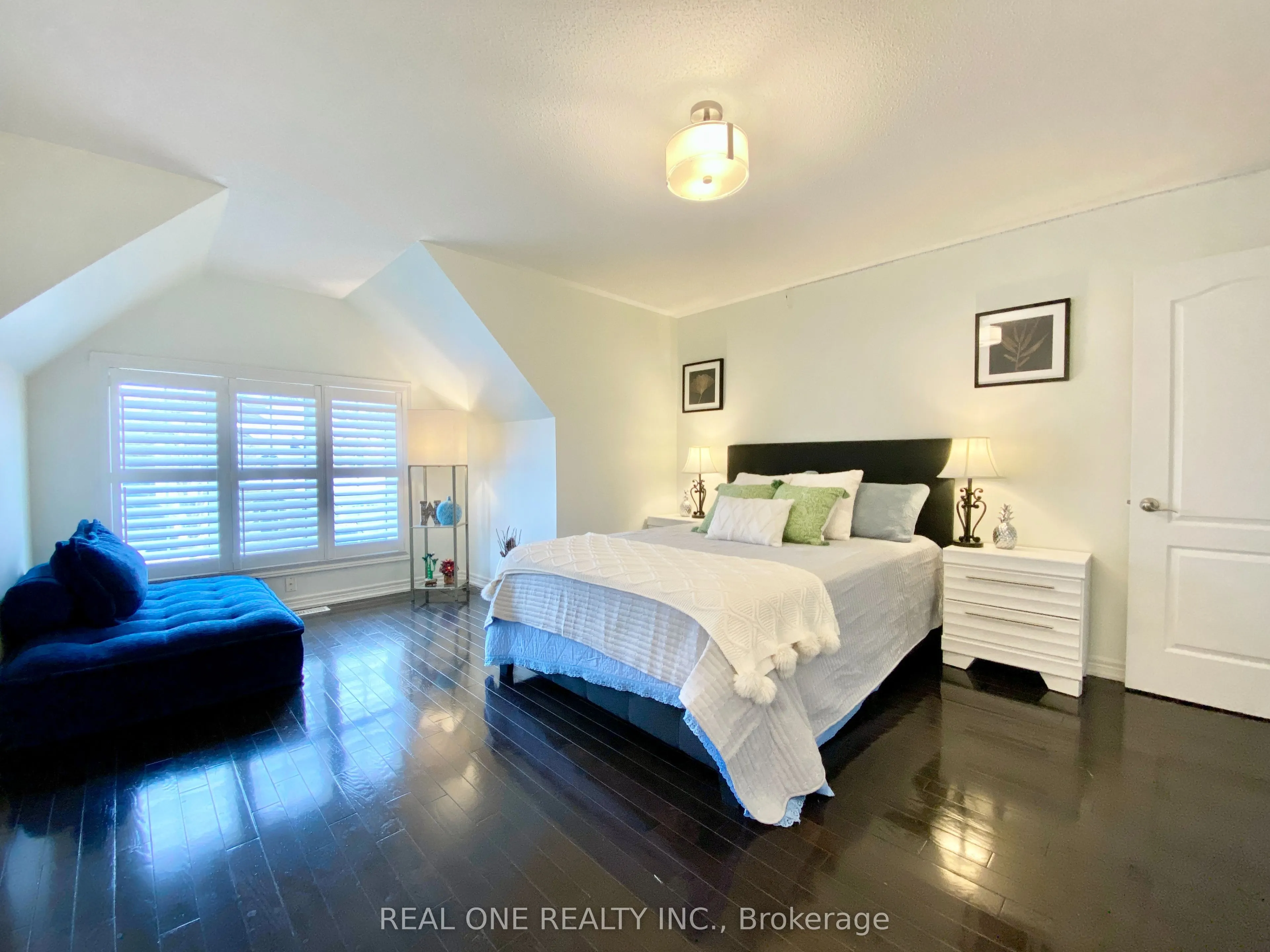 238 Nautical Boulevard