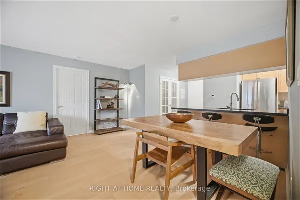 3880 Duke Of York Boulevard #1418