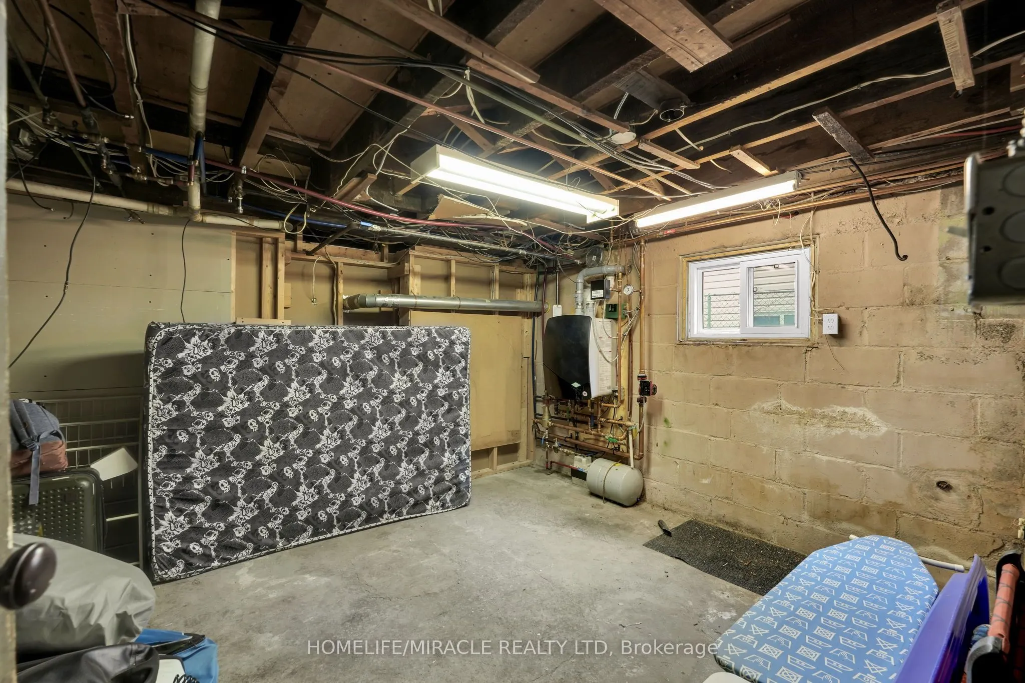 161 Angelene Street