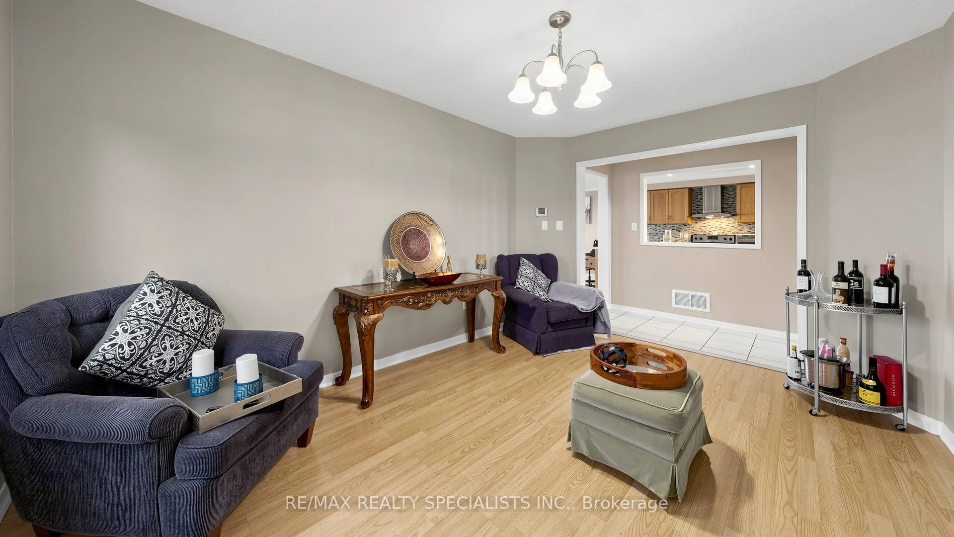 193 Queen Mary Drive