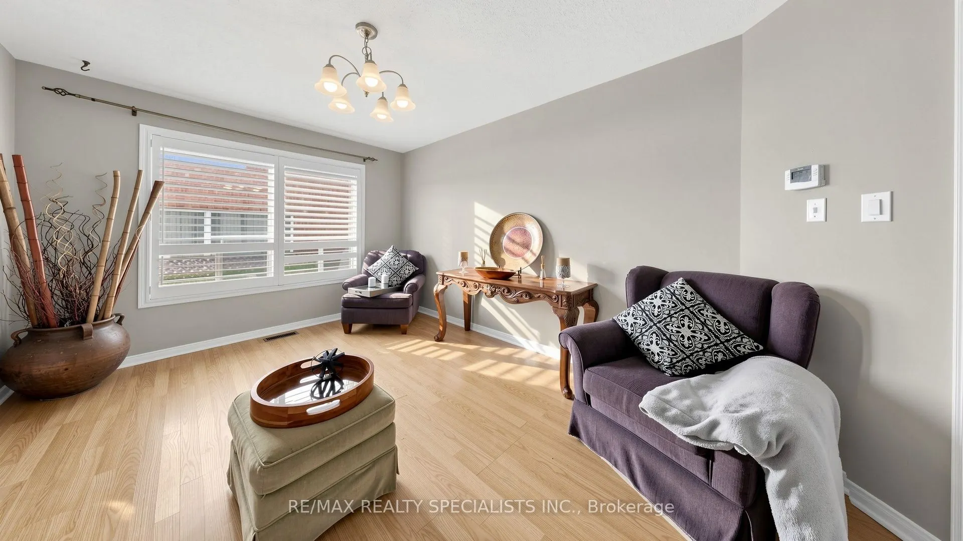 193 Queen Mary Drive