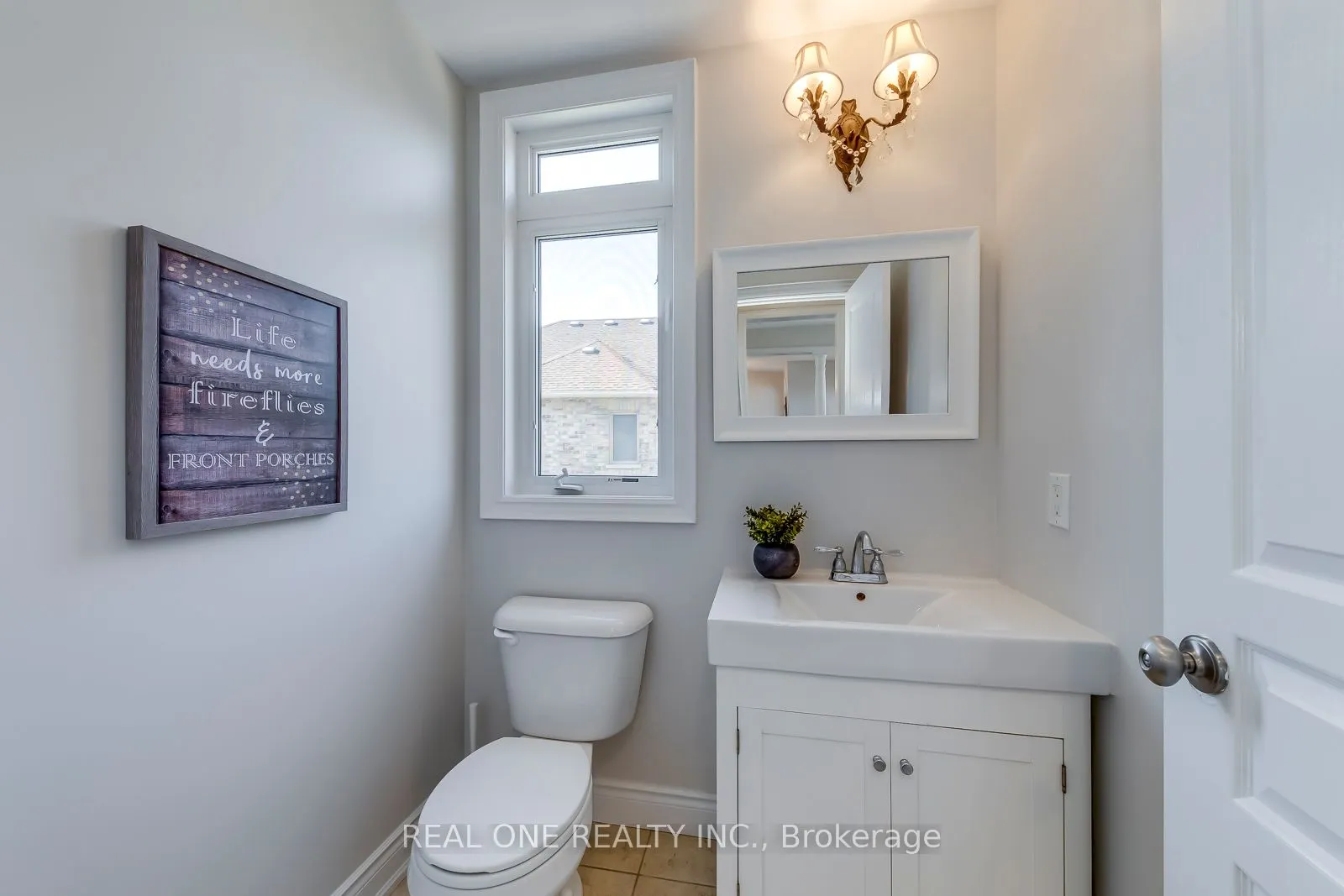 1426 Redwing Court