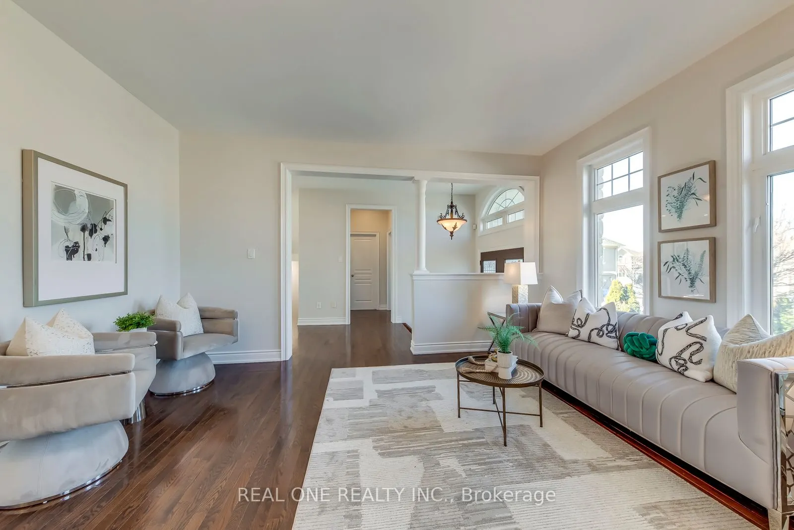 1426 Redwing Court