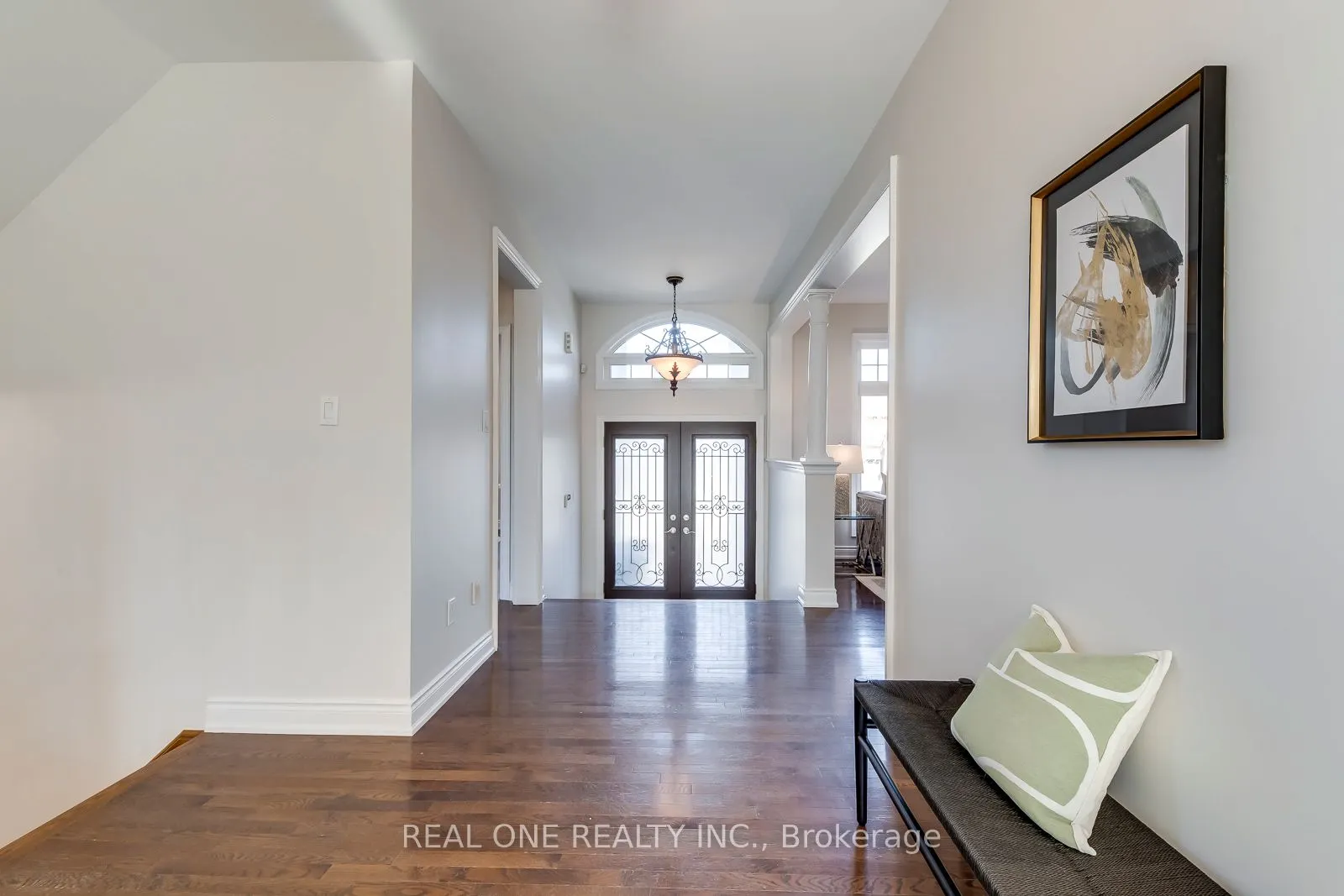 1426 Redwing Court