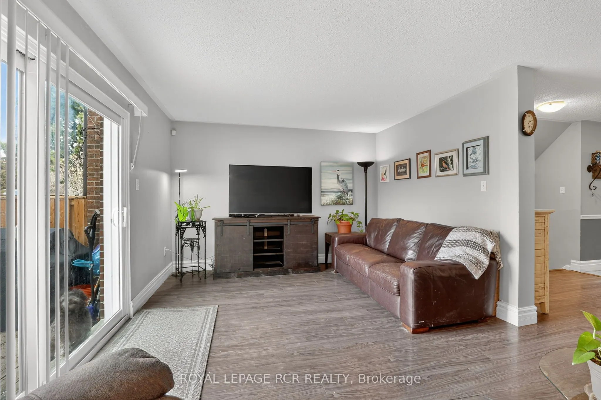 2825 Gananoque Drive #12